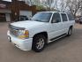 2005 WHITE GMC YUKON XL DENALI (1GKFK66U95J) with an 6.0L engine, Automatic transmission, located at 495 Old Highway 20 West, South Sioux City, NE, 68776, (402) 494-2677, 42.458408, -96.443512 - Photo#3
