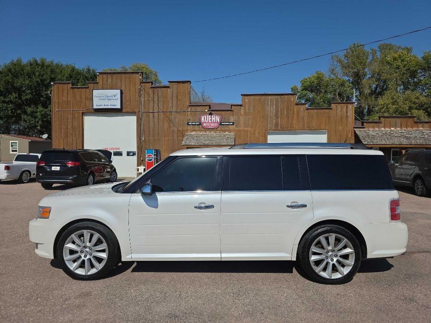 2012 WHITE FORD FLEX LIMITED (2FMHK6DT9CB) with an 3.5L engine, Automatic transmission, located at 495 Old Highway 20 West, South Sioux City, NE, 68776, (402) 494-2677, 42.458408, -96.443512 - Photo#1
