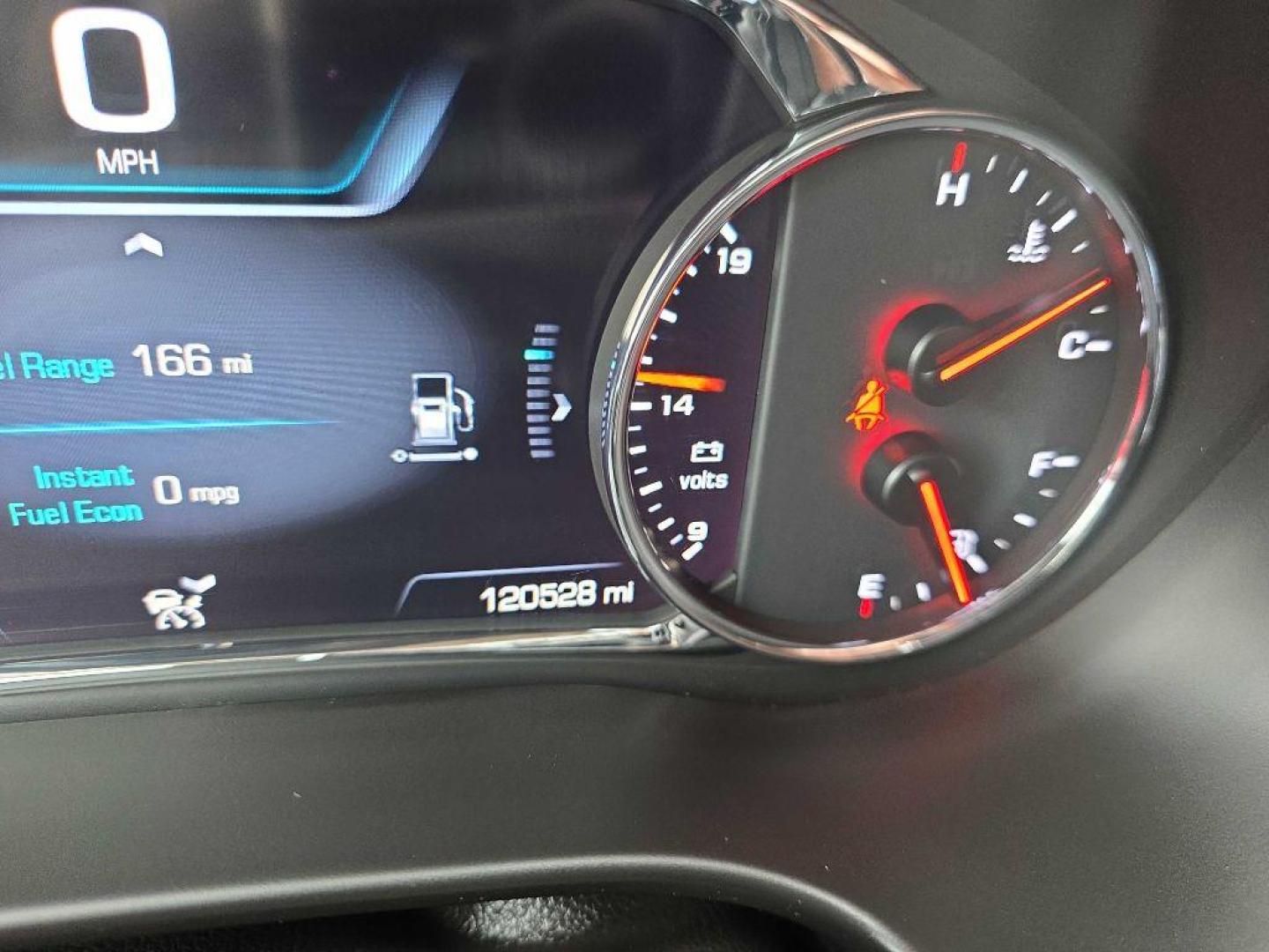 2018 SILVER GMC ACADIA DENALI (1GKKNXLS4JZ) with an 3.6L engine, Automatic transmission, located at 495 Old Highway 20 West, South Sioux City, NE, 68776, (402) 494-2677, 42.458408, -96.443512 - Photo#13