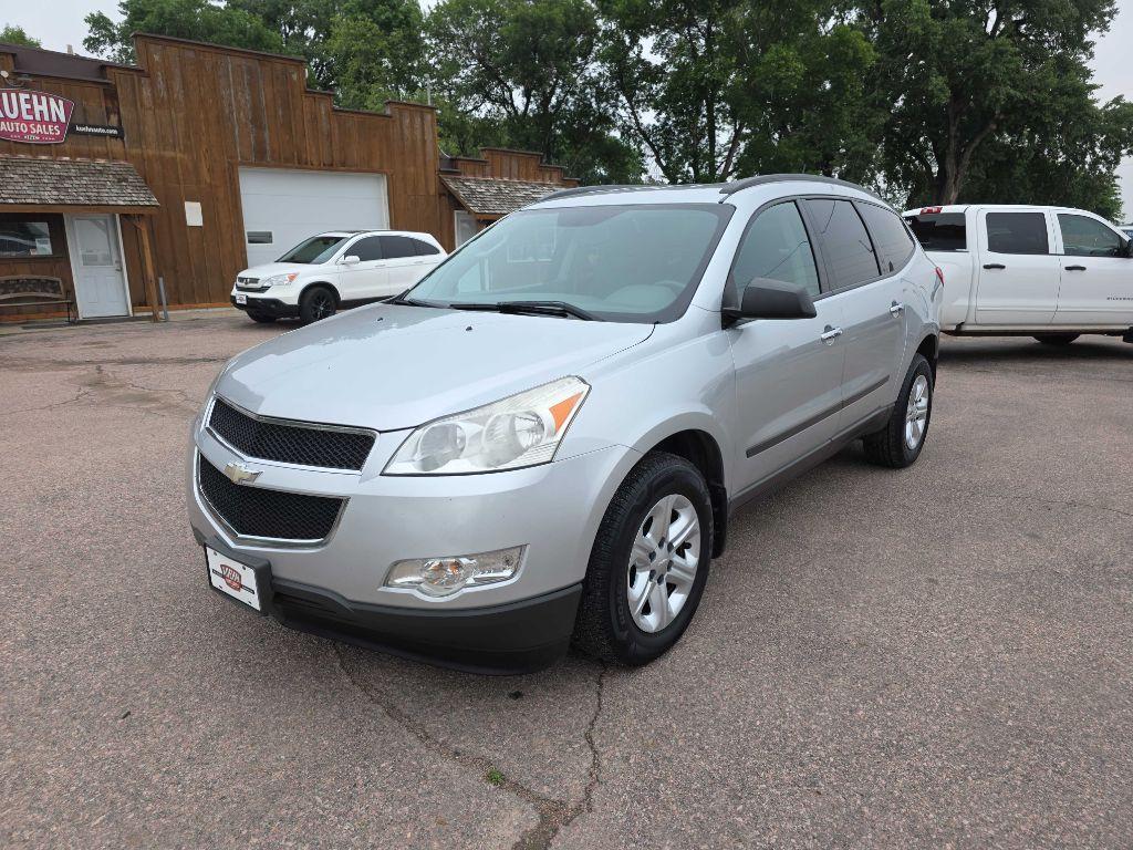 photo of 2011 CHEVROLET TRAVERSE LS