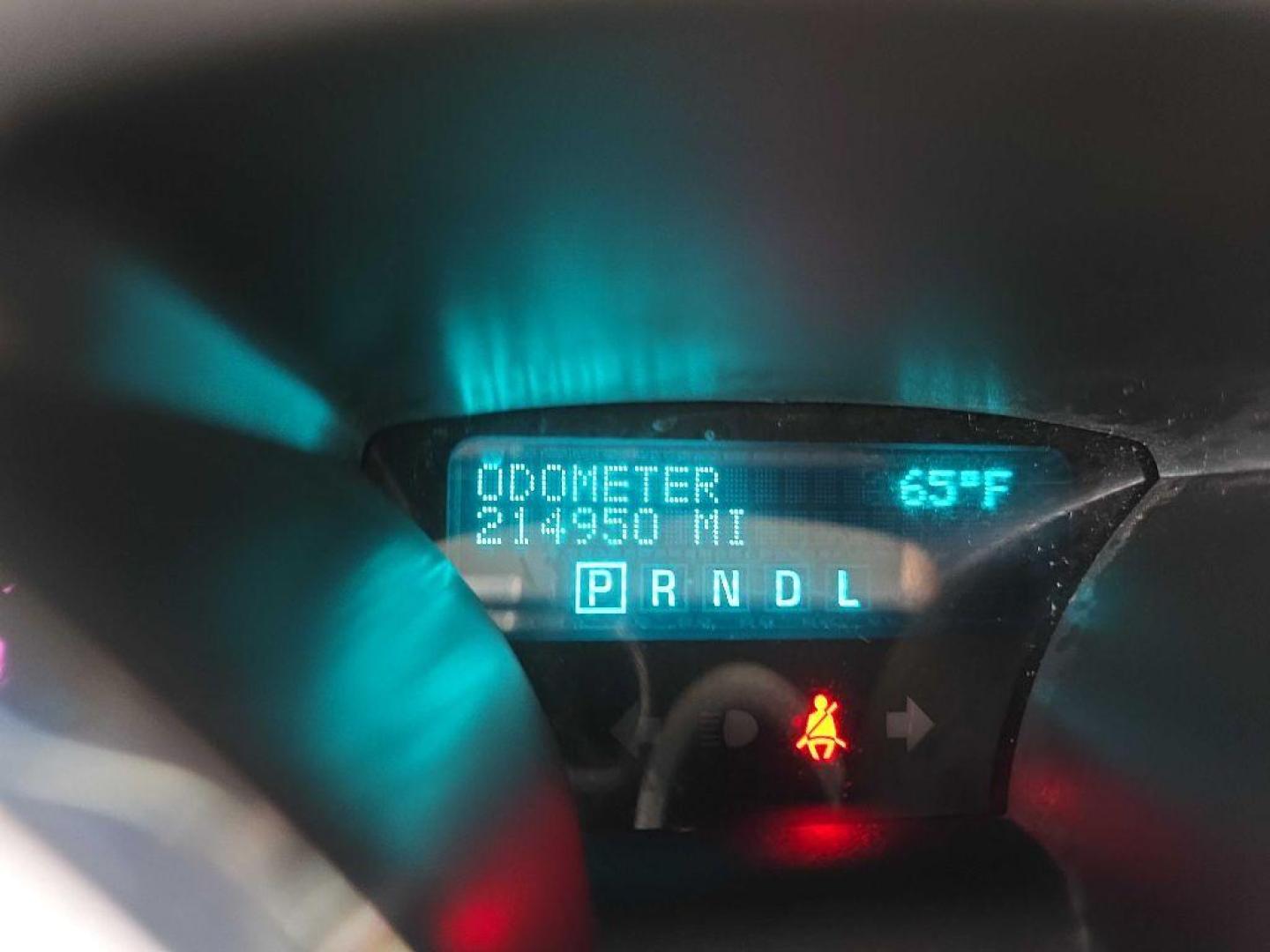 2011 SILVER CHEVROLET TRAVERSE LS (1GNKRFED5BJ) with an 3.6L engine, Automatic transmission, located at 495 Old Highway 20 West, South Sioux City, NE, 68776, (402) 494-2677, 42.458408, -96.443512 - Photo#9