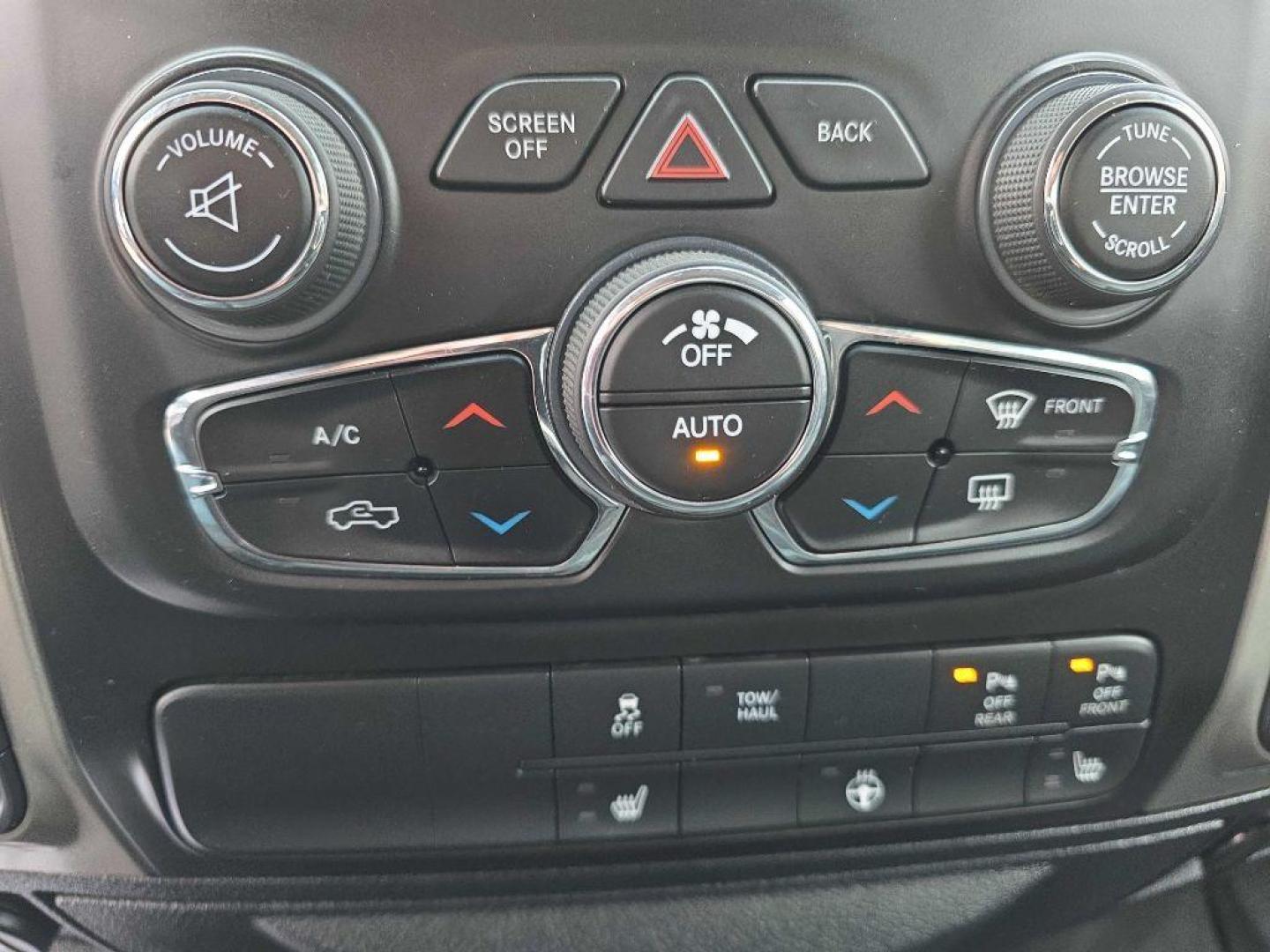 2017 RED RAM 1500 SLT (3C6RR7LT7HG) with an 5.7L engine, Automatic transmission, located at 495 Old Highway 20 West, South Sioux City, NE, 68776, (402) 494-2677, 42.458408, -96.443512 - Photo#15