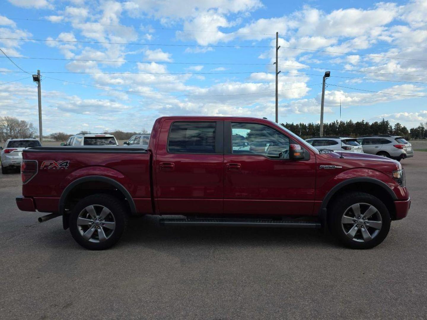 2014 RED FORD F150 SUPERCREW (1FTFW1EF4EK) with an 5.0L engine, Automatic transmission, located at 495 Old Highway 20 West, South Sioux City, NE, 68776, (402) 494-2677, 42.458408, -96.443512 - Photo#4