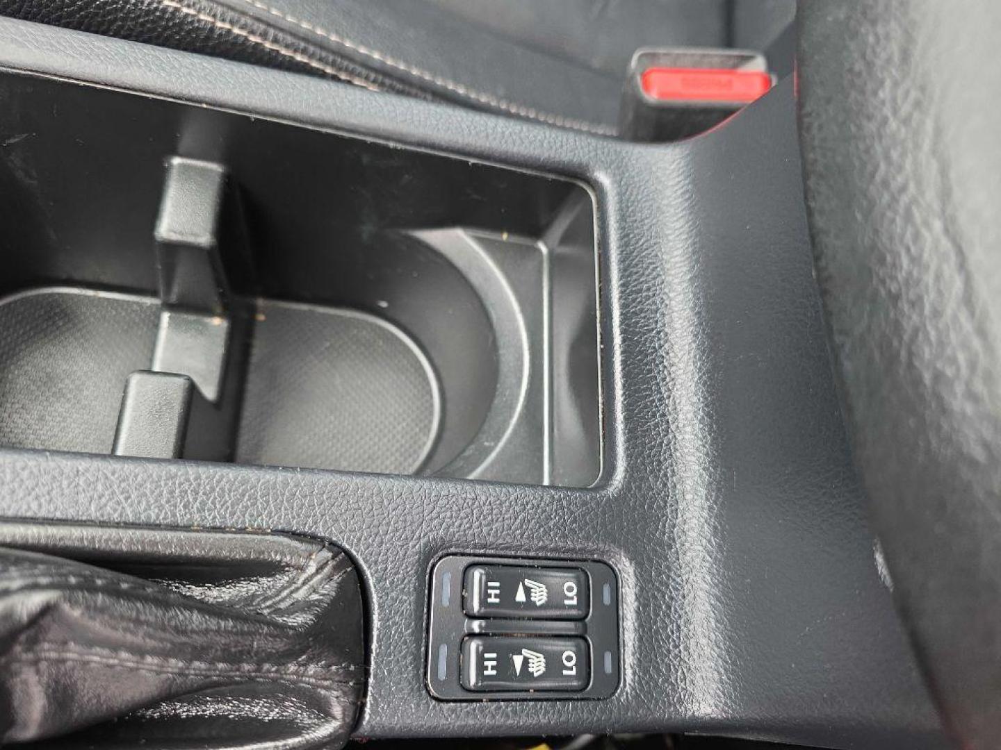 2016 GRAY SUBARU IMPREZA LIMITED (JF1GJAN61GH) with an 2.0L engine, Continuously Variable transmission, located at 495 Old Highway 20 West, South Sioux City, NE, 68776, (402) 494-2677, 42.458408, -96.443512 - Photo#10
