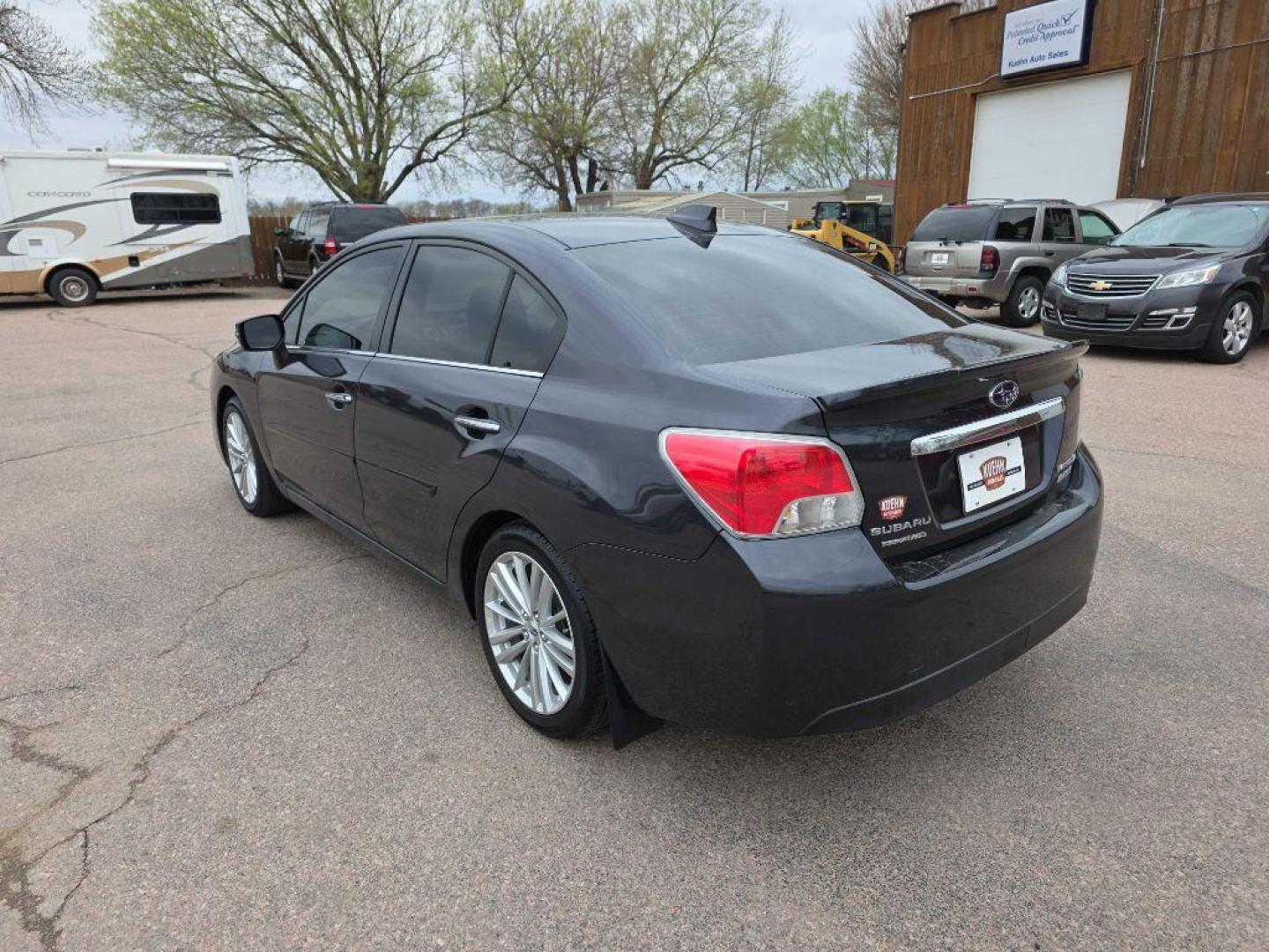 2016 GRAY SUBARU IMPREZA LIMITED (JF1GJAN61GH) with an 2.0L engine, Continuously Variable transmission, located at 495 Old Highway 20 West, South Sioux City, NE, 68776, (402) 494-2677, 42.458408, -96.443512 - Photo#2