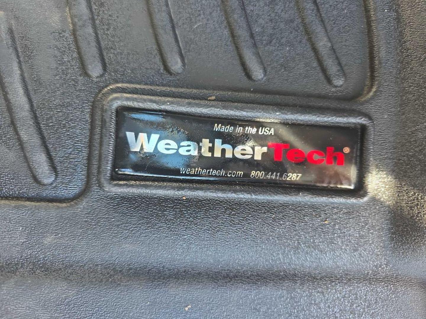 2010 BLUE CHEVROLET SILVERADO 1500 LT (3GCRKSE3XAG) with an 5.3L engine, Automatic transmission, located at 495 Old Highway 20 West, South Sioux City, NE, 68776, (402) 494-2677, 42.458408, -96.443512 - Photo#9