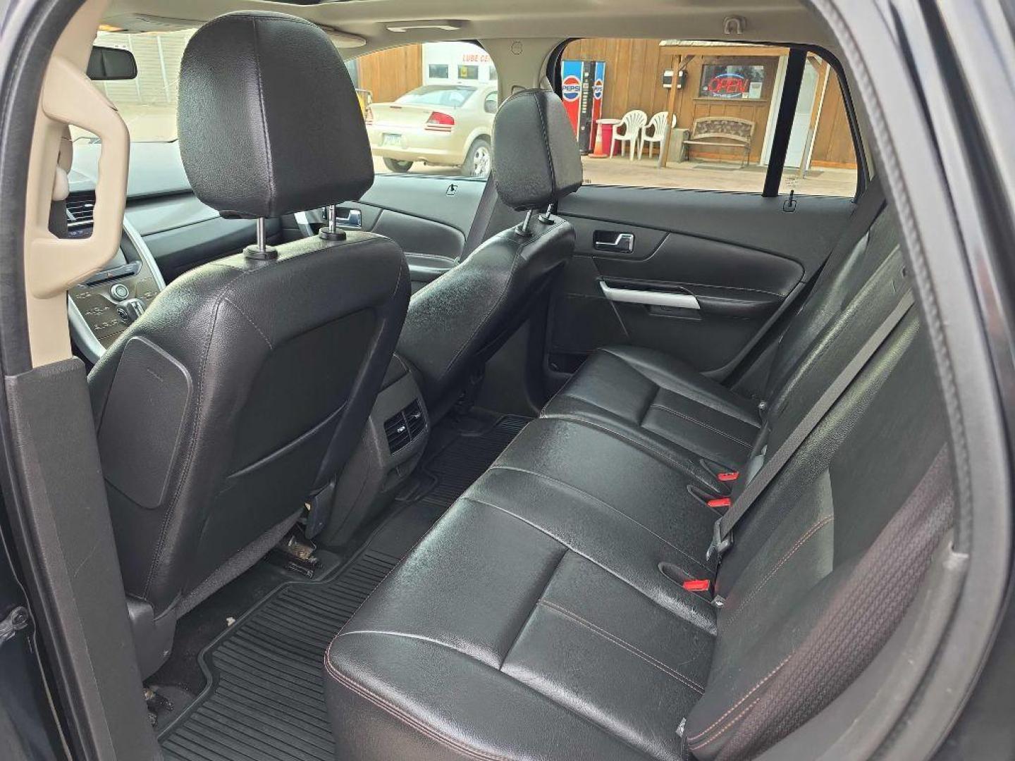 2013 BLACK FORD EDGE SEL (2FMDK4JC4DB) with an 3.5L engine, Automatic transmission, located at 495 Old Highway 20 West, South Sioux City, NE, 68776, (402) 494-2677, 42.458408, -96.443512 - Photo#3