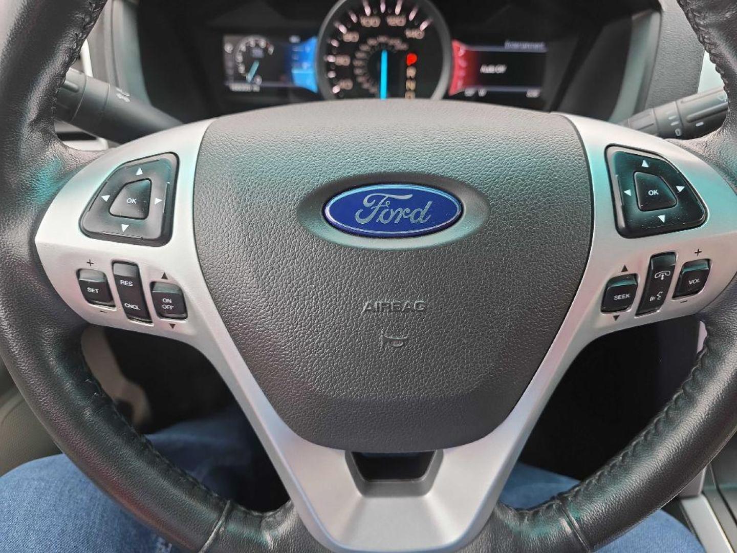 2013 WHITE FORD EXPLORER XLT (1FM5K8D84DG) with an 3.5L engine, Automatic transmission, located at 495 Old Highway 20 West, South Sioux City, NE, 68776, (402) 494-2677, 42.458408, -96.443512 - Photo#19