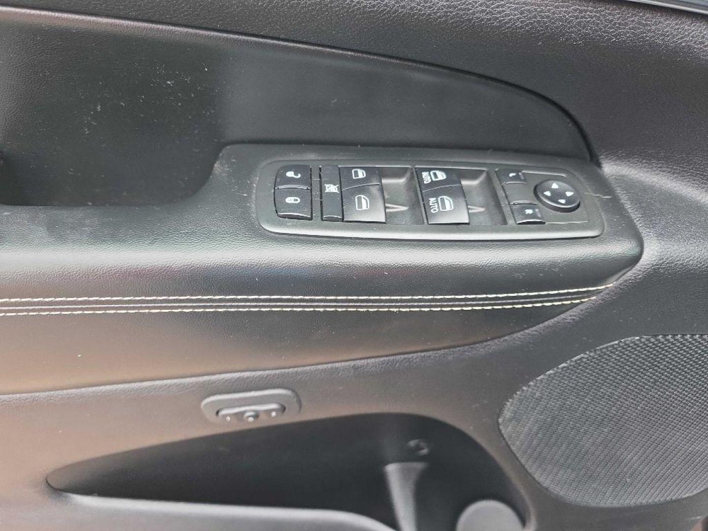 2014 BLACK JEEP GRAND CHEROKEE LIMITED (1C4RJFBG1EC) with an 3.6L engine, Automatic transmission, located at 495 Old Highway 20 West, South Sioux City, NE, 68776, (402) 494-2677, 42.458408, -96.443512 - Photo#7