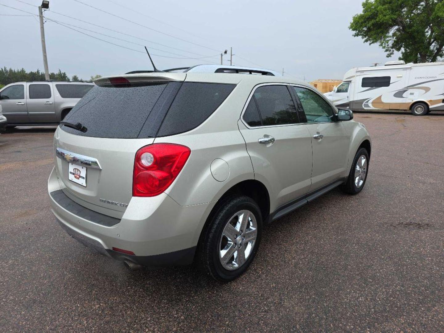 2014 TAN CHEVROLET EQUINOX LTZ (2GNFLHE35E6) with an 3.6L engine, Automatic transmission, located at 495 Old Highway 20 West, South Sioux City, NE, 68776, (402) 494-2677, 42.458408, -96.443512 - Photo#3