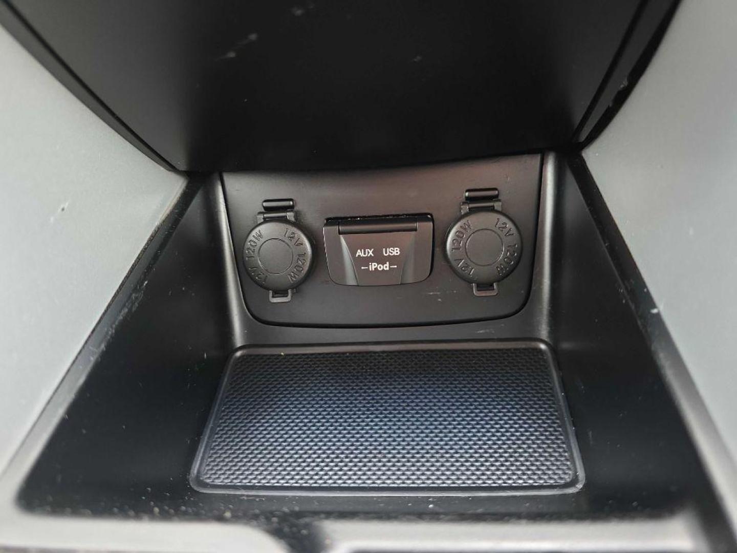 2013 BLACK HYUNDAI SONATA GLS (5NPEB4AC6DH) with an 2.4L engine, Automatic transmission, located at 495 Old Highway 20 West, South Sioux City, NE, 68776, (402) 494-2677, 42.458408, -96.443512 - Photo#11