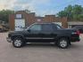 2005 BLACK CHEVROLET AVALANCHE 1500 (3GNEK12Z65G) with an 5.3L engine, Automatic transmission, located at 495 Old Highway 20 West, South Sioux City, NE, 68776, (402) 494-2677, 42.458408, -96.443512 - Photo#1