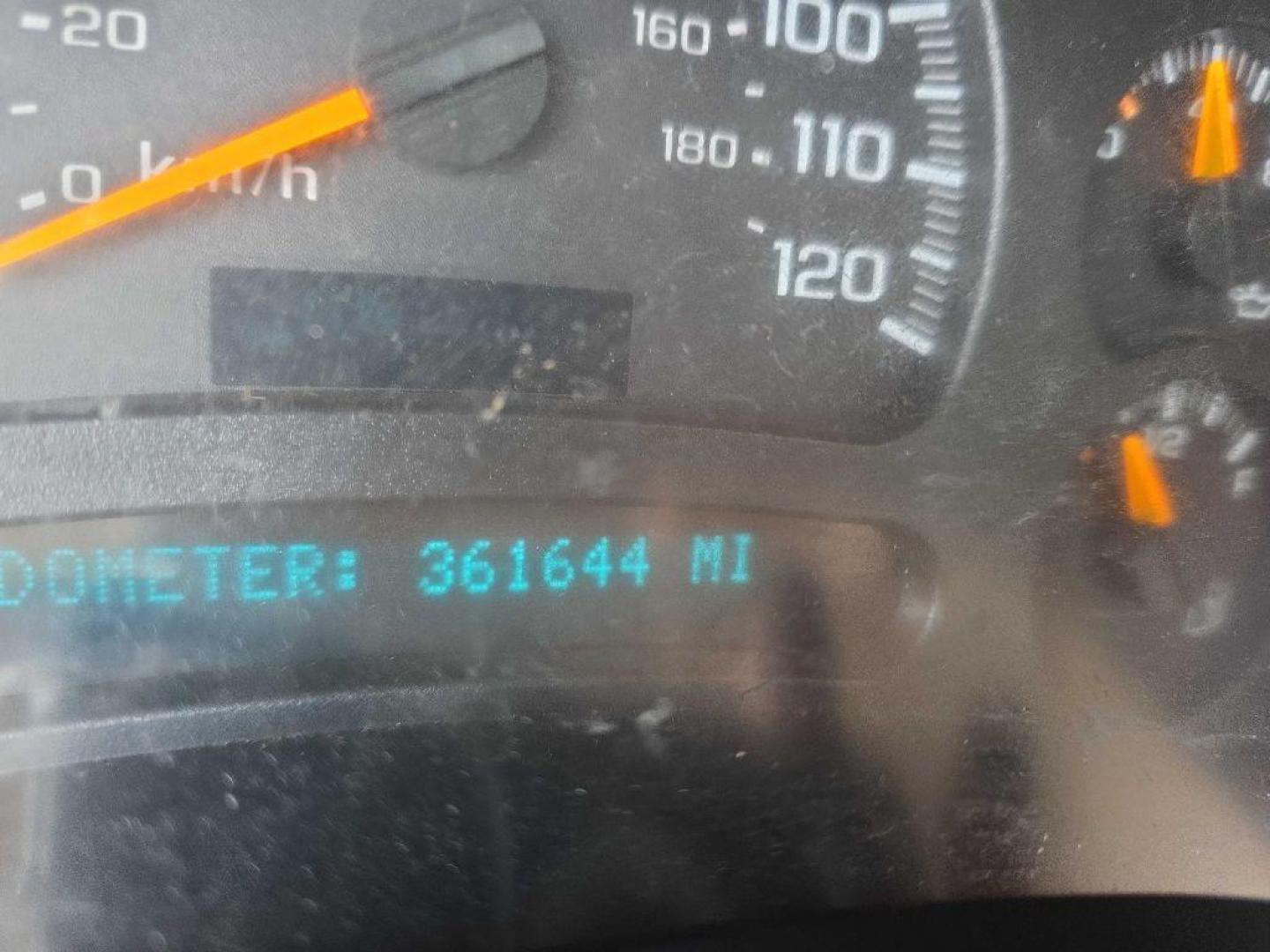 2005 BLACK CHEVROLET AVALANCHE 1500 (3GNEK12Z65G) with an 5.3L engine, Automatic transmission, located at 495 Old Highway 20 West, South Sioux City, NE, 68776, (402) 494-2677, 42.458408, -96.443512 - Photo#13