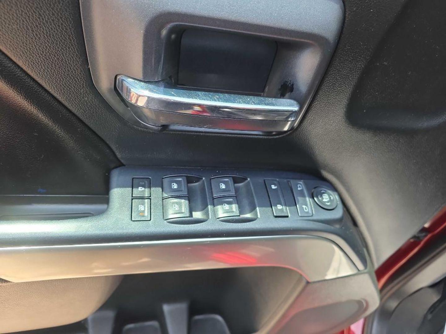 2017 MAROON CHEVROLET SILVERADO 1500 LT (3GCUKREC9HG) with an 5.3L engine, Automatic transmission, located at 495 Old Highway 20 West, South Sioux City, NE, 68776, (402) 494-2677, 42.458408, -96.443512 - Photo#7