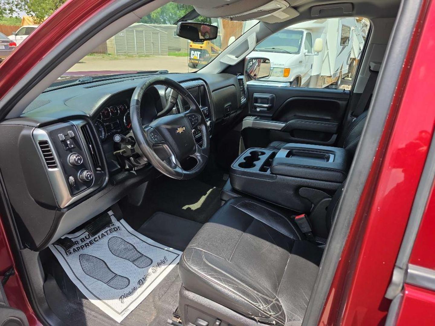 2017 MAROON CHEVROLET SILVERADO 1500 LT (3GCUKREC9HG) with an 5.3L engine, Automatic transmission, located at 495 Old Highway 20 West, South Sioux City, NE, 68776, (402) 494-2677, 42.458408, -96.443512 - Photo#8