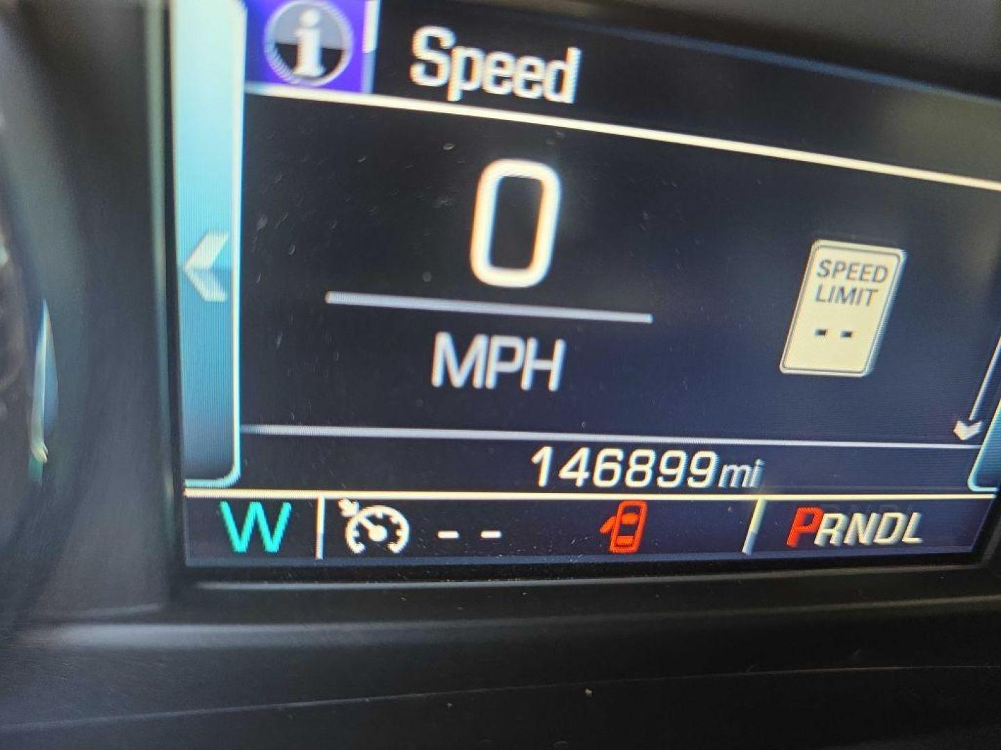 2017 WHITE CHEVROLET SILVERADO 1500 LT (3GCUKREC4HG) with an 5.3L engine, Automatic transmission, located at 495 Old Highway 20 West, South Sioux City, NE, 68776, (402) 494-2677, 42.458408, -96.443512 - Photo#13