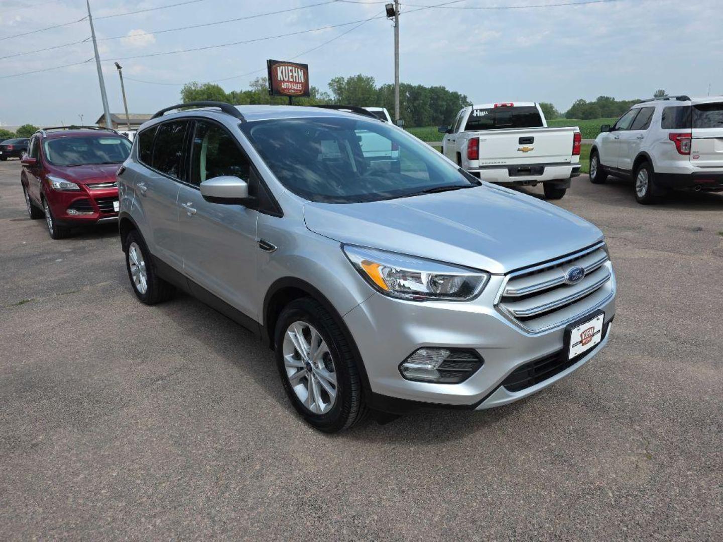 2018 SILVER FORD ESCAPE SE (1FMCU9GD5JU) with an 1.5L engine, Automatic transmission, located at 495 Old Highway 20 West, South Sioux City, NE, 68776, (402) 494-2677, 42.458408, -96.443512 - Photo#19