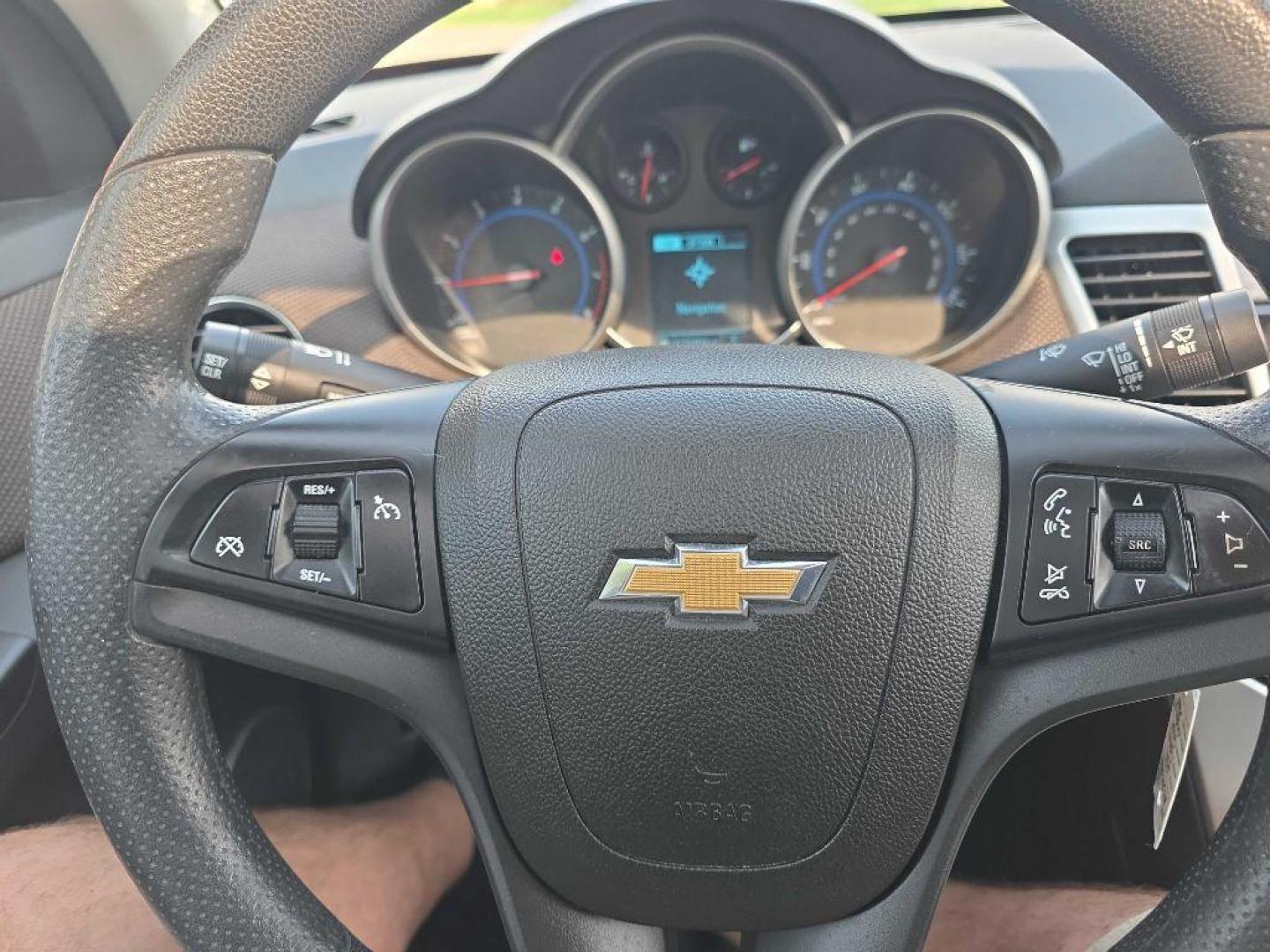 2016 RED CHEVROLET CRUZE LIMITED LT (1G1PE5SB1G7) with an 1.4L engine, Automatic transmission, located at 495 Old Highway 20 West, South Sioux City, NE, 68776, (402) 494-2677, 42.458408, -96.443512 - Photo#7