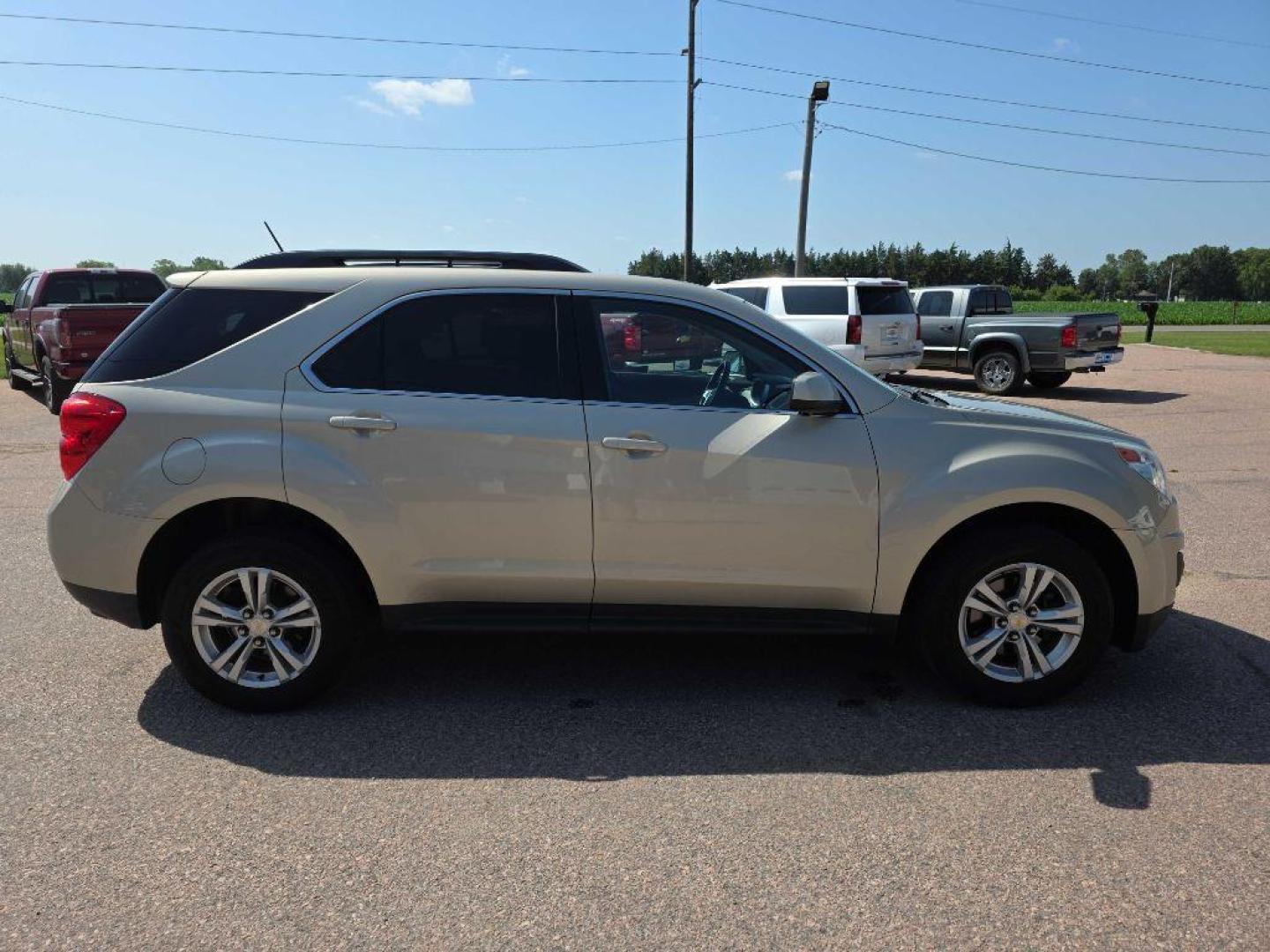 2015 TAN CHEVROLET EQUINOX LT (1GNFLFEK4FZ) with an 2.4L engine, Automatic transmission, located at 495 Old Highway 20 West, South Sioux City, NE, 68776, (402) 494-2677, 42.458408, -96.443512 - Photo#1