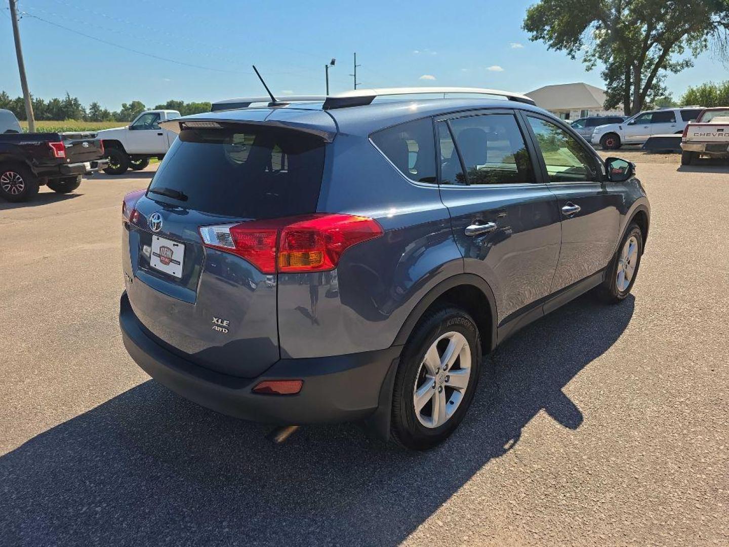 2014 BLUE TOYOTA RAV4 XLE (JTMRFREV8ED) with an 2.5L engine, Automatic transmission, located at 495 Old Highway 20 West, South Sioux City, NE, 68776, (402) 494-2677, 42.458408, -96.443512 - Photo#3