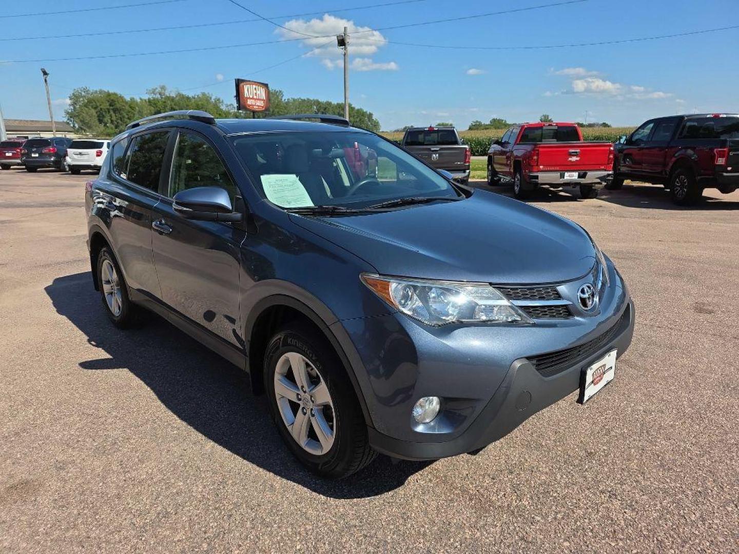 2014 BLUE TOYOTA RAV4 XLE (JTMRFREV8ED) with an 2.5L engine, Automatic transmission, located at 495 Old Highway 20 West, South Sioux City, NE, 68776, (402) 494-2677, 42.458408, -96.443512 - Photo#5