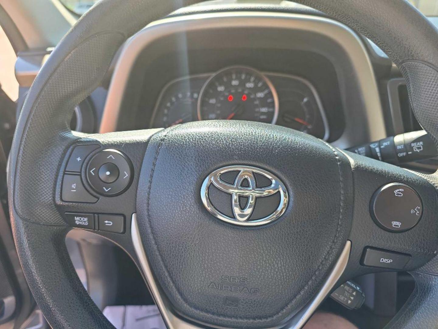 2014 BLUE TOYOTA RAV4 XLE (JTMRFREV8ED) with an 2.5L engine, Automatic transmission, located at 495 Old Highway 20 West, South Sioux City, NE, 68776, (402) 494-2677, 42.458408, -96.443512 - Photo#14
