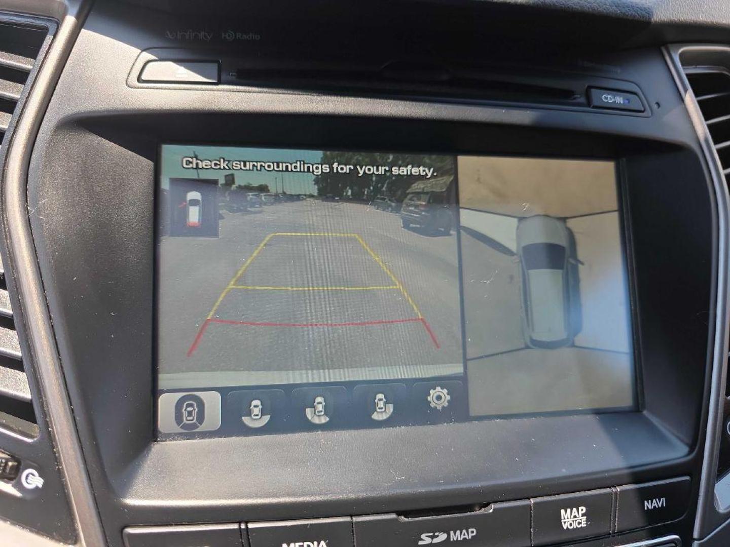 2017 WHITE HYUNDAI SANTA FE SPORT (5XYZW4LA4HG) with an 2.0L engine, Automatic transmission, located at 495 Old Highway 20 West, South Sioux City, NE, 68776, (402) 494-2677, 42.458408, -96.443512 - Photo#16