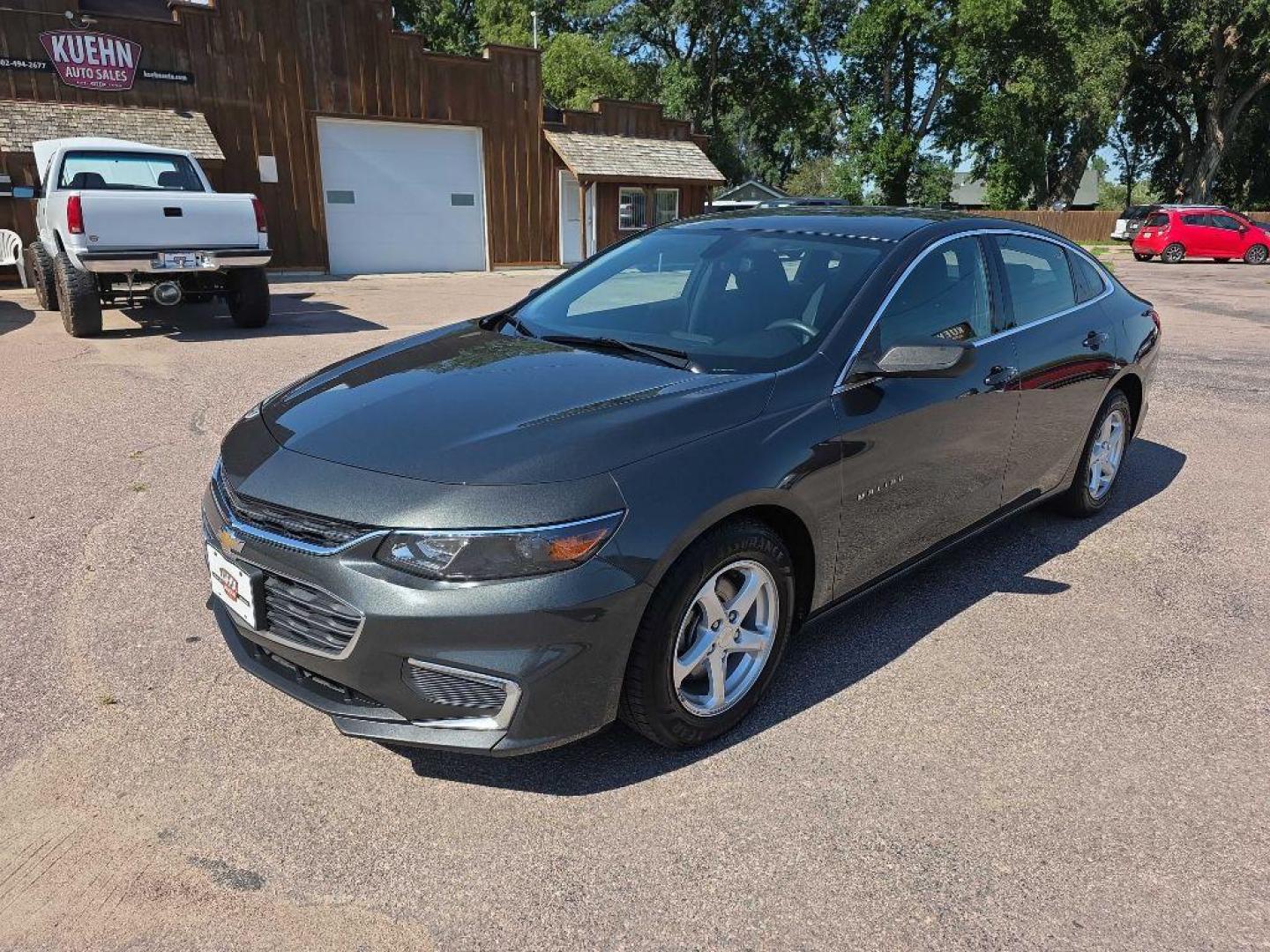 2018 GREY CHEVROLET MALIBU LS (1G1ZB5ST7JF) with an 1.5L engine, Automatic transmission, located at 495 Old Highway 20 West, South Sioux City, NE, 68776, (402) 494-2677, 42.458408, -96.443512 - Photo#0