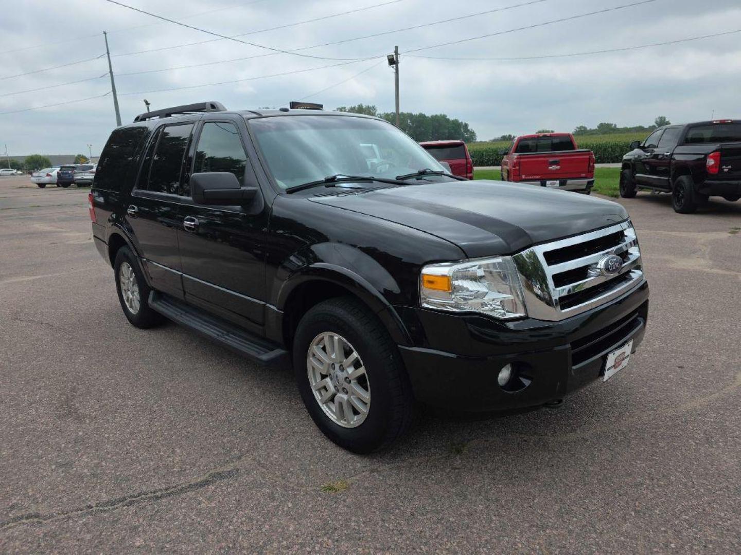 2012 BLACK FORD EXPEDITION XLT (1FMJU1J50CE) with an 5.4L engine, Automatic transmission, located at 495 Old Highway 20 West, South Sioux City, NE, 68776, (402) 494-2677, 42.458408, -96.443512 - Photo#5