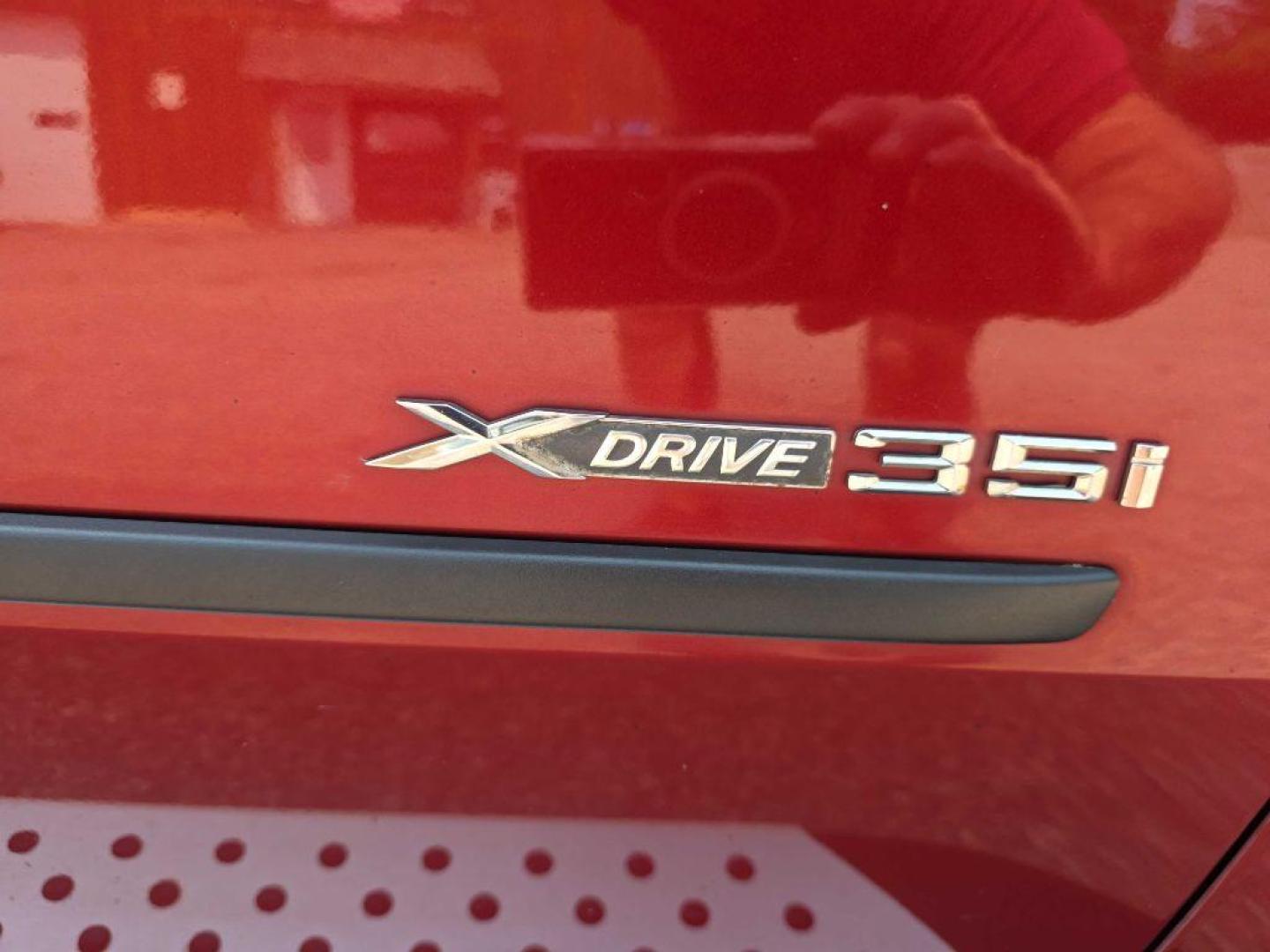 2013 MAROON BMW X5 XDRIVE35I (5UXZV4C5XD0) with an 3.0L engine, Automatic transmission, located at 495 Old Highway 20 West, South Sioux City, NE, 68776, (402) 494-2677, 42.458408, -96.443512 - Photo#6