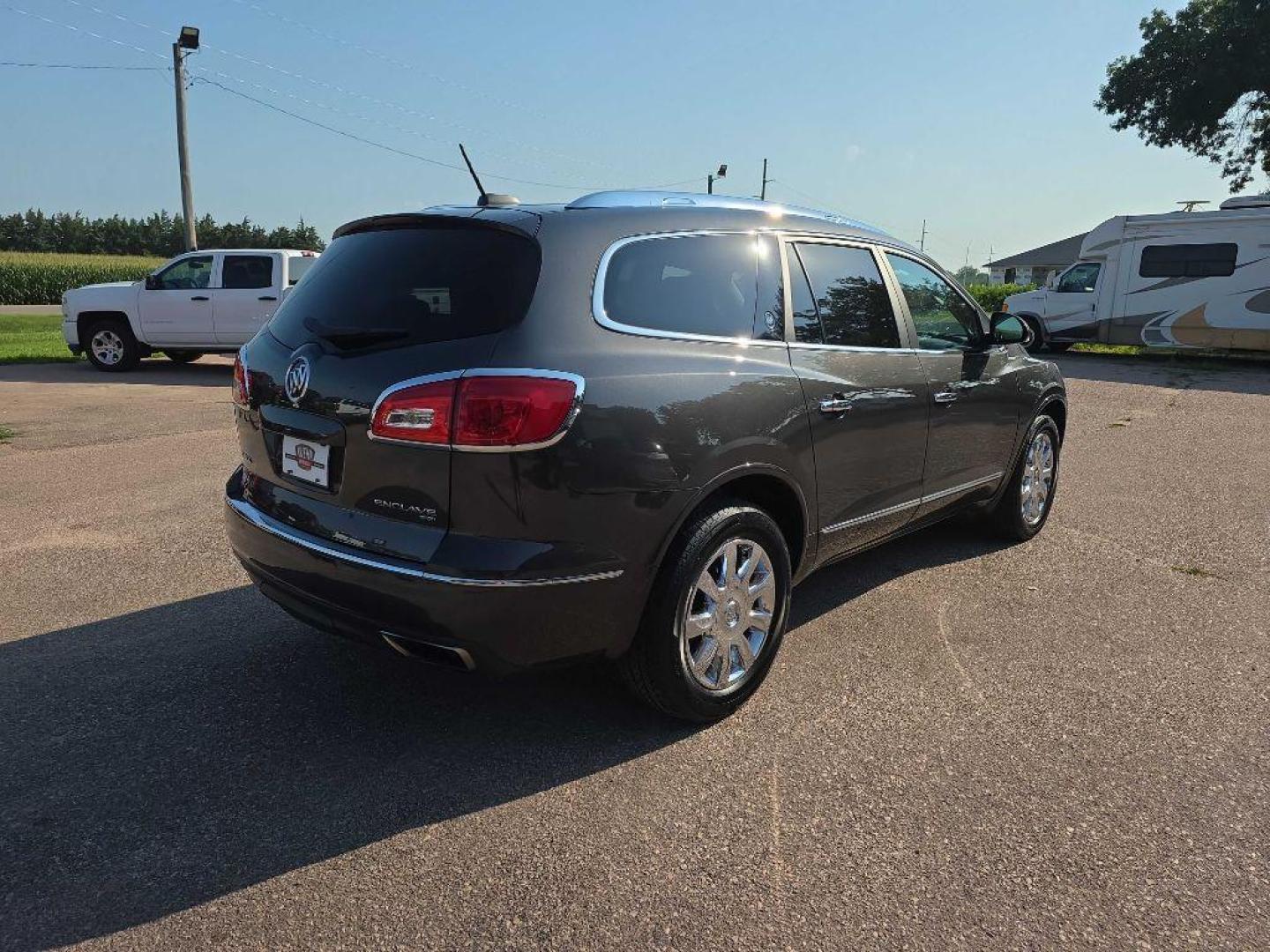 2016 GRAY BUICK ENCLAVE (5GAKVBKD7GJ) with an 3.6L engine, Automatic transmission, located at 495 Old Highway 20 West, South Sioux City, NE, 68776, (402) 494-2677, 42.458408, -96.443512 - Photo#2