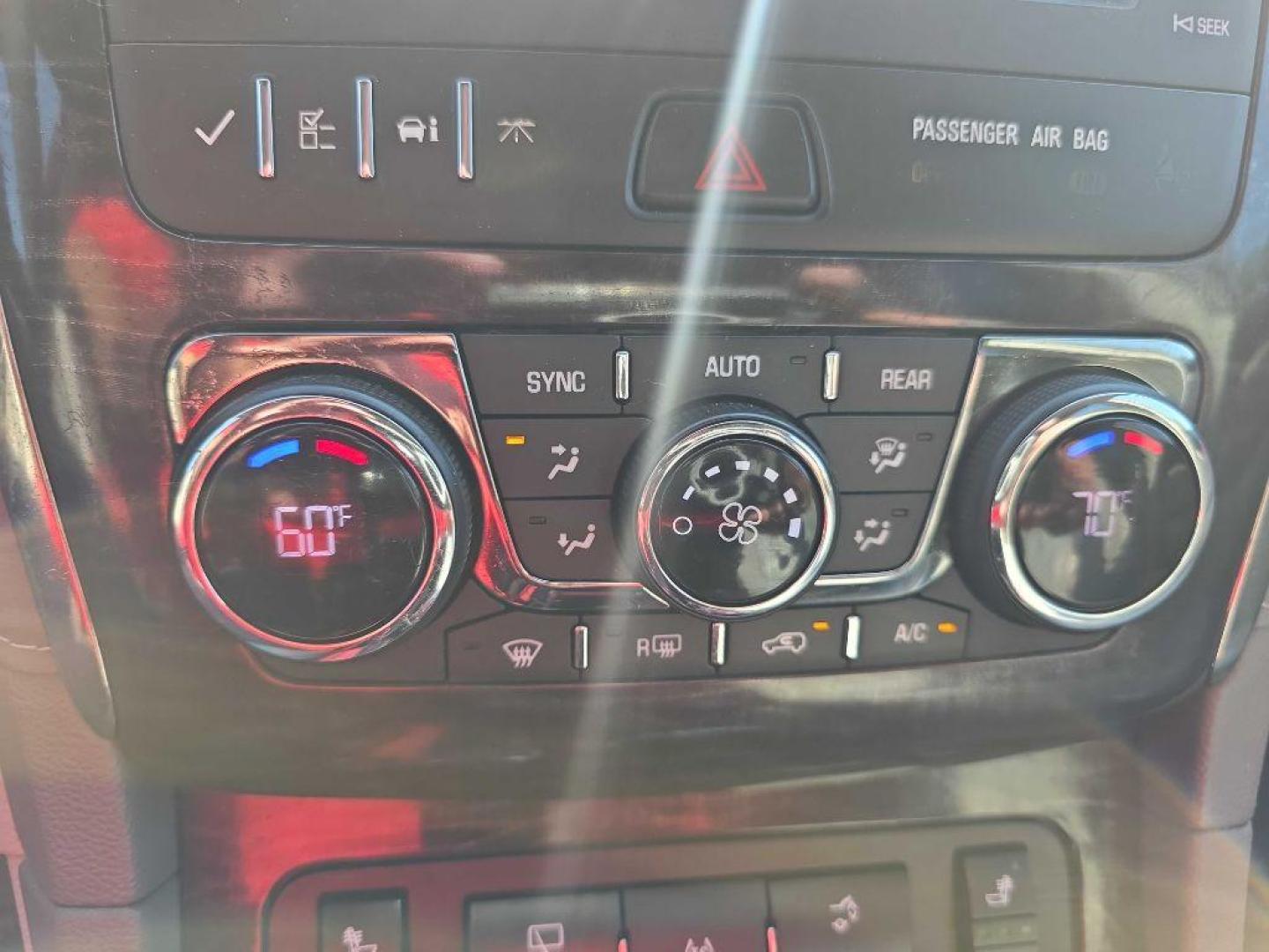 2016 GRAY BUICK ENCLAVE (5GAKVBKD7GJ) with an 3.6L engine, Automatic transmission, located at 495 Old Highway 20 West, South Sioux City, NE, 68776, (402) 494-2677, 42.458408, -96.443512 - Photo#15