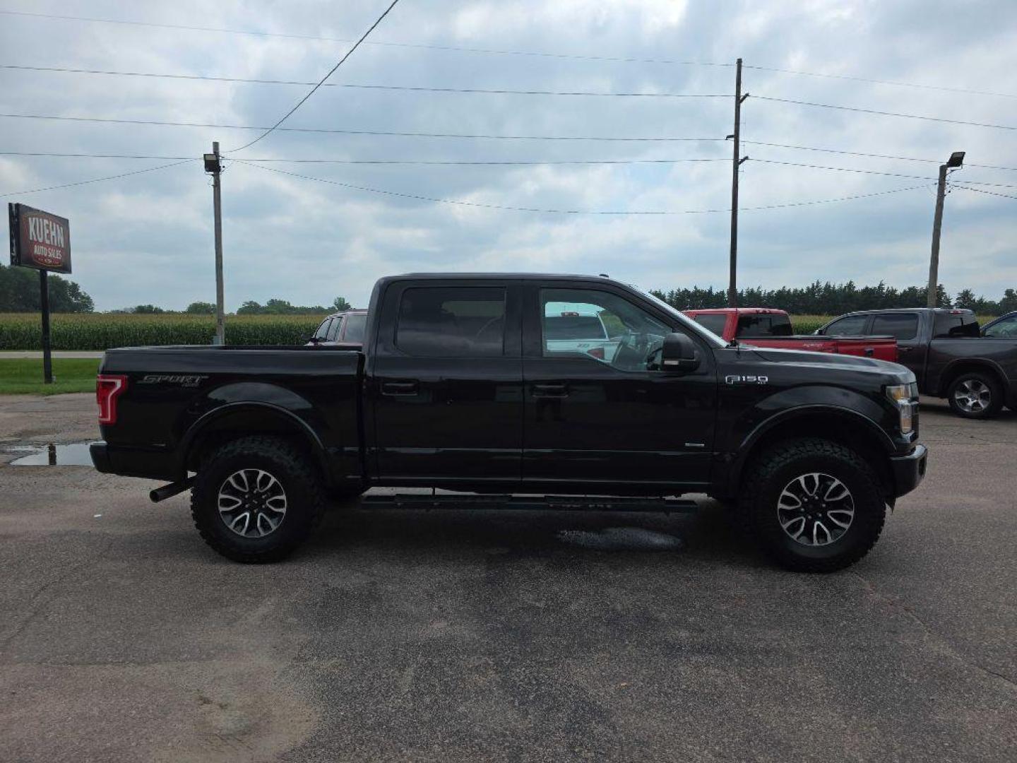 2015 BLACK FORD F150 SUPERCREW (1FTEW1EG9FK) with an 3.5L engine, Automatic transmission, located at 495 Old Highway 20 West, South Sioux City, NE, 68776, (402) 494-2677, 42.458408, -96.443512 - Photo#4
