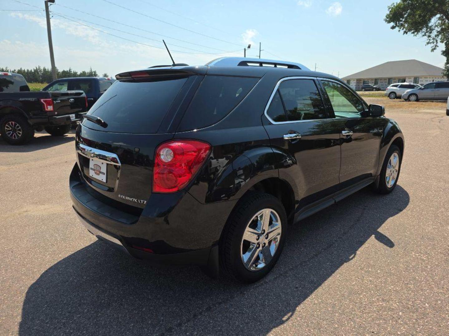 2015 BLACK CHEVROLET EQUINOX LTZ (2GNFLHEK2F6) with an 2.4L engine, Automatic transmission, located at 495 Old Highway 20 West, South Sioux City, NE, 68776, (402) 494-2677, 42.458408, -96.443512 - Photo#2