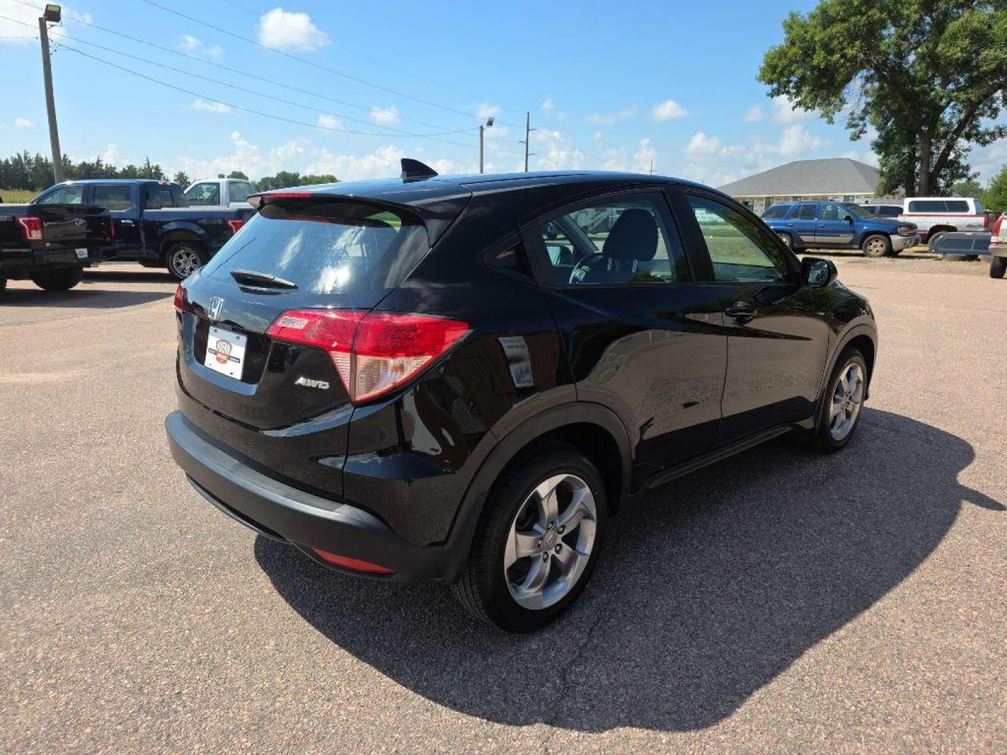 2016 BLACK HONDA HR-V LX (3CZRU6H31GM) with an 1.8L engine, Continuously Variable transmission, located at 495 Old Highway 20 West, South Sioux City, NE, 68776, (402) 494-2677, 42.458408, -96.443512 - Photo#2