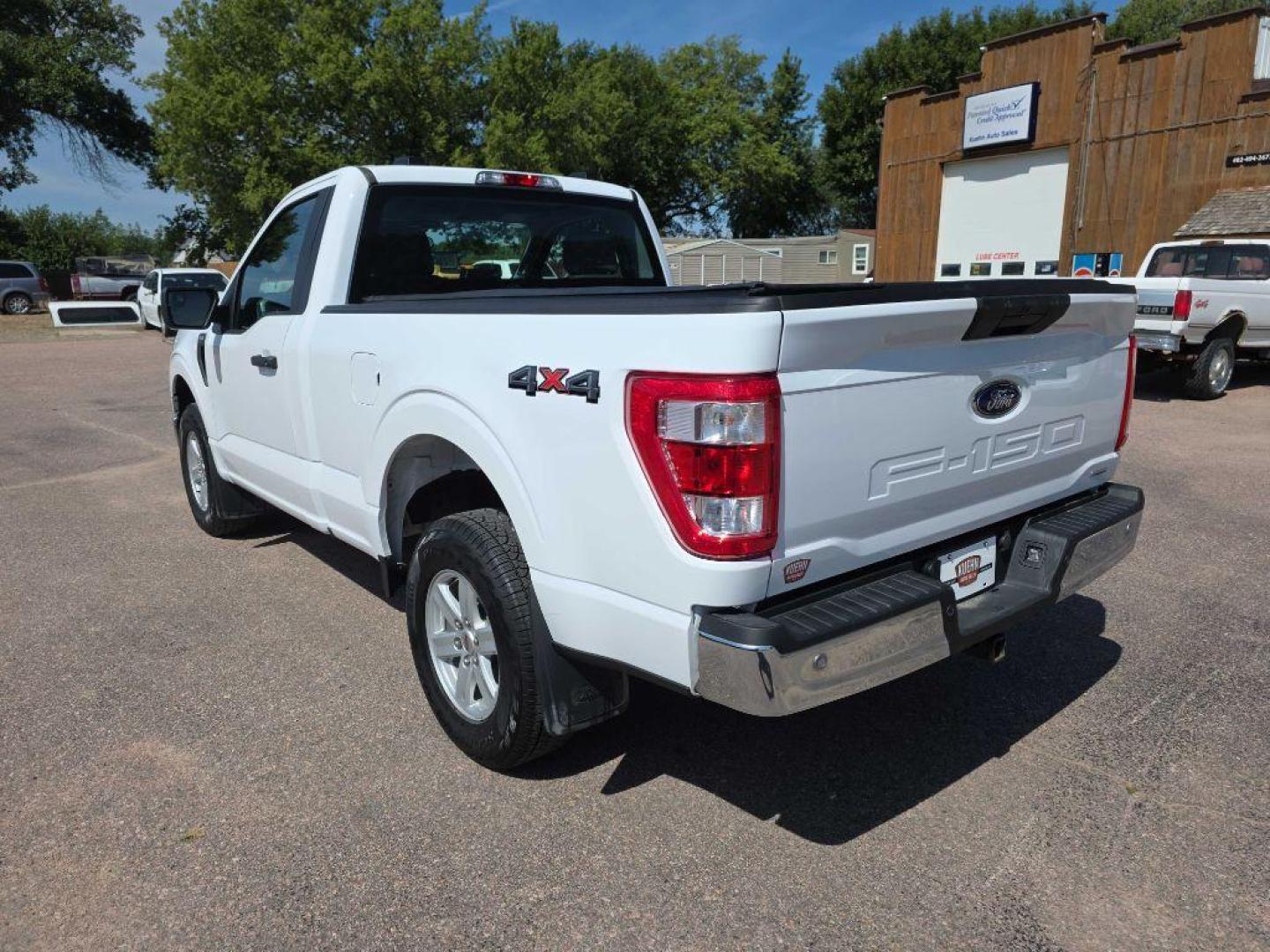 2023 WHITE FORD F150 (1FTMF1EP6PK) with an 2.7L engine, Automatic transmission, located at 495 Old Highway 20 West, South Sioux City, NE, 68776, (402) 494-2677, 42.458408, -96.443512 - Photo#2
