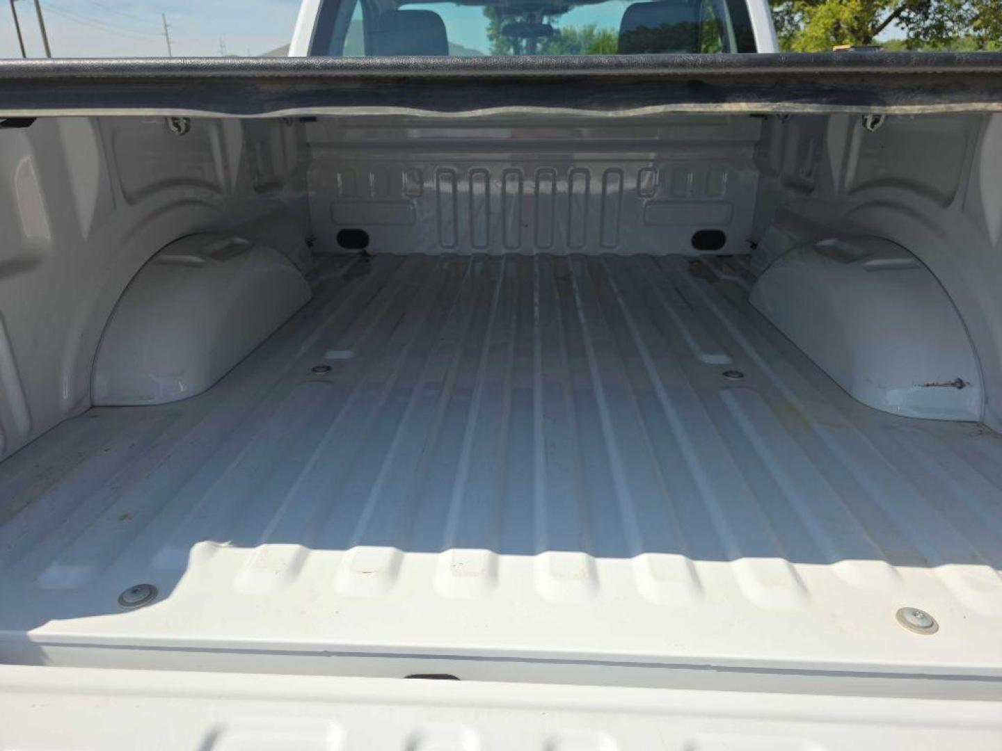 2023 WHITE FORD F150 (1FTMF1EP6PK) with an 2.7L engine, Automatic transmission, located at 495 Old Highway 20 West, South Sioux City, NE, 68776, (402) 494-2677, 42.458408, -96.443512 - Photo#7