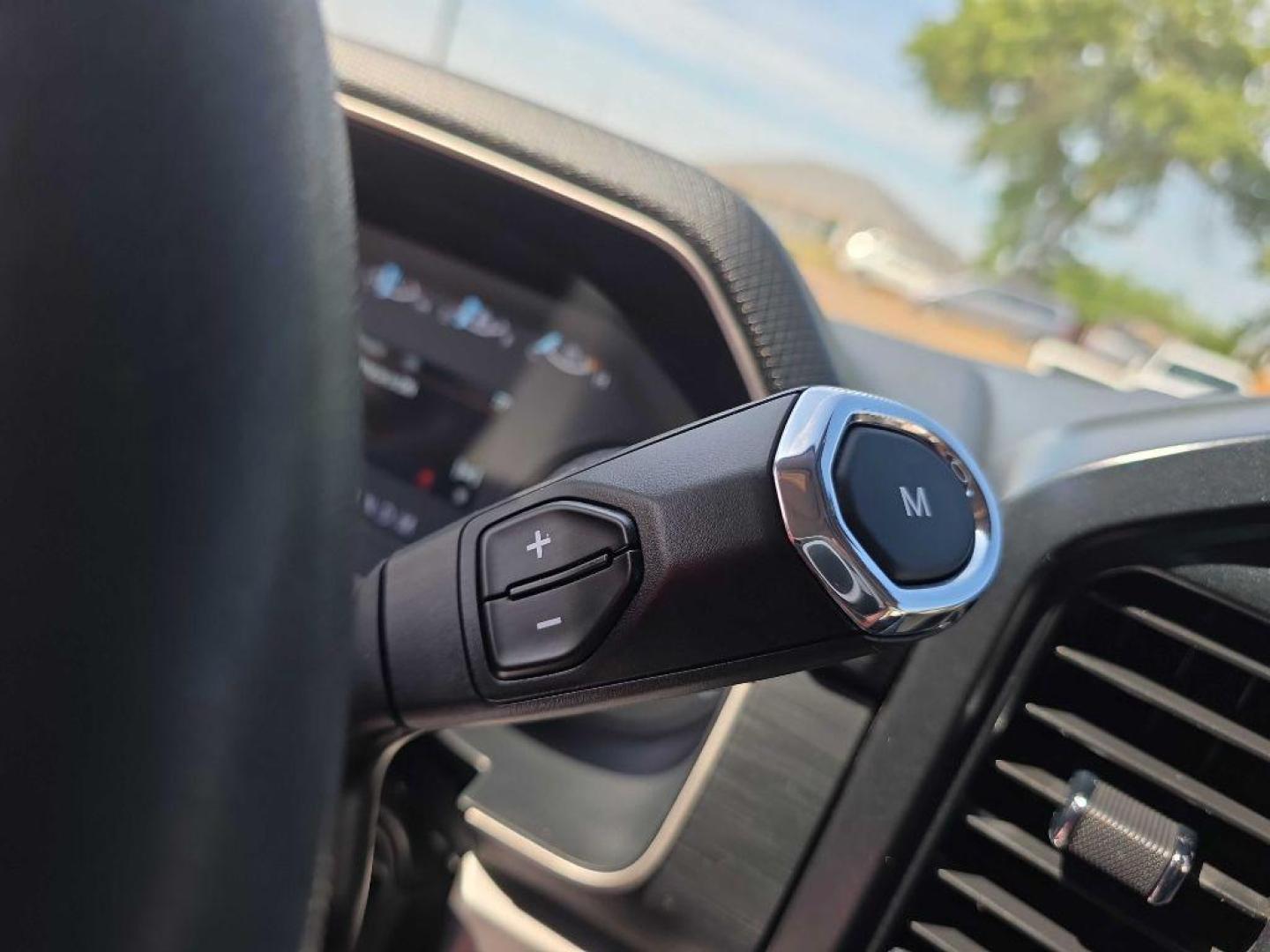 2023 WHITE FORD F150 (1FTMF1EP6PK) with an 2.7L engine, Automatic transmission, located at 495 Old Highway 20 West, South Sioux City, NE, 68776, (402) 494-2677, 42.458408, -96.443512 - Photo#23