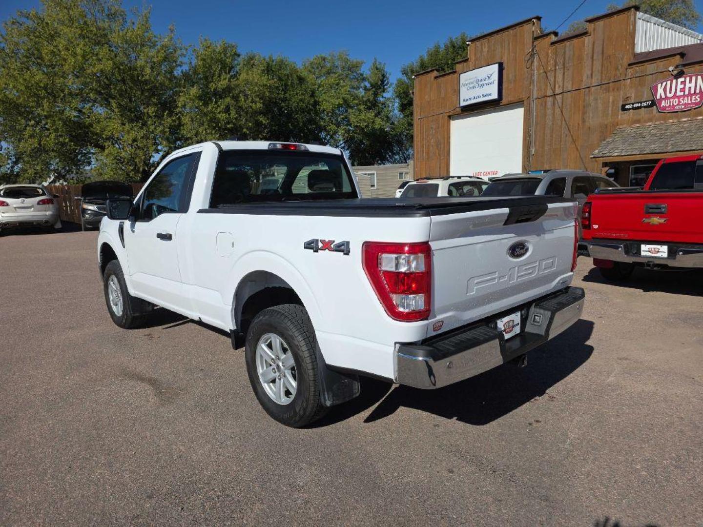 2023 WHITE FORD F150 (1FTMF1EP6PK) with an 2.7L engine, Automatic transmission, located at 495 Old Highway 20 West, South Sioux City, NE, 68776, (402) 494-2677, 42.458408, -96.443512 - Photo#27