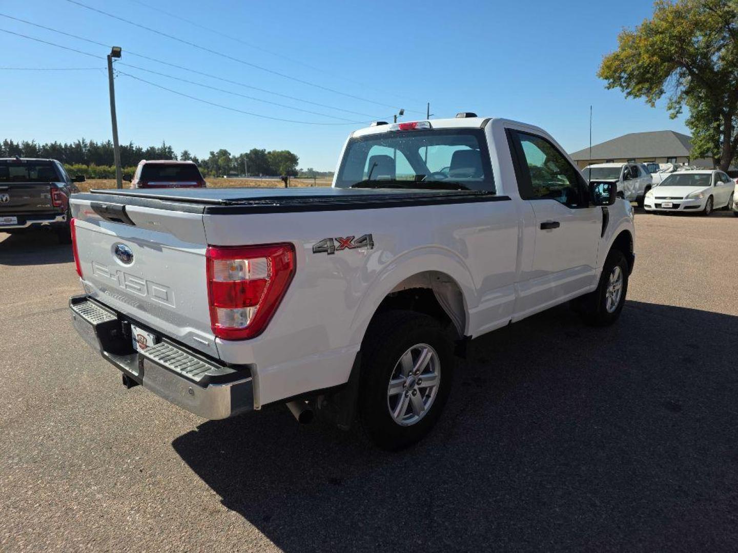 2023 WHITE FORD F150 (1FTMF1EP6PK) with an 2.7L engine, Automatic transmission, located at 495 Old Highway 20 West, South Sioux City, NE, 68776, (402) 494-2677, 42.458408, -96.443512 - Photo#30