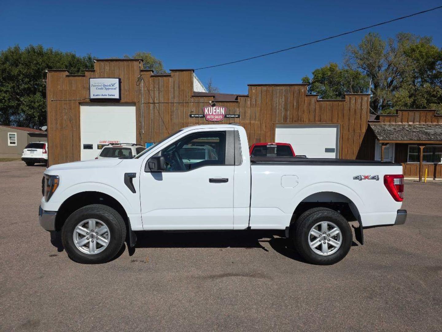 2023 WHITE FORD F150 (1FTMF1EP6PK) with an 2.7L engine, Automatic transmission, located at 495 Old Highway 20 West, South Sioux City, NE, 68776, (402) 494-2677, 42.458408, -96.443512 - Photo#31