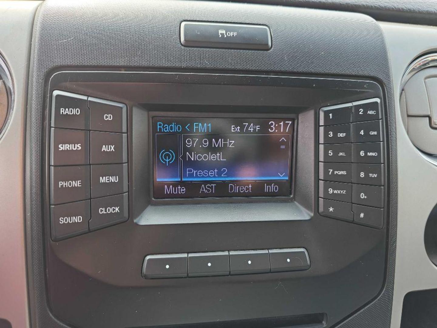 2013 GREEN FORD F150 SUPERCREW (1FTFW1EFXDK) with an 5.0L engine, Automatic transmission, located at 495 Old Highway 20 West, South Sioux City, NE, 68776, (402) 494-2677, 42.458408, -96.443512 - Photo#12