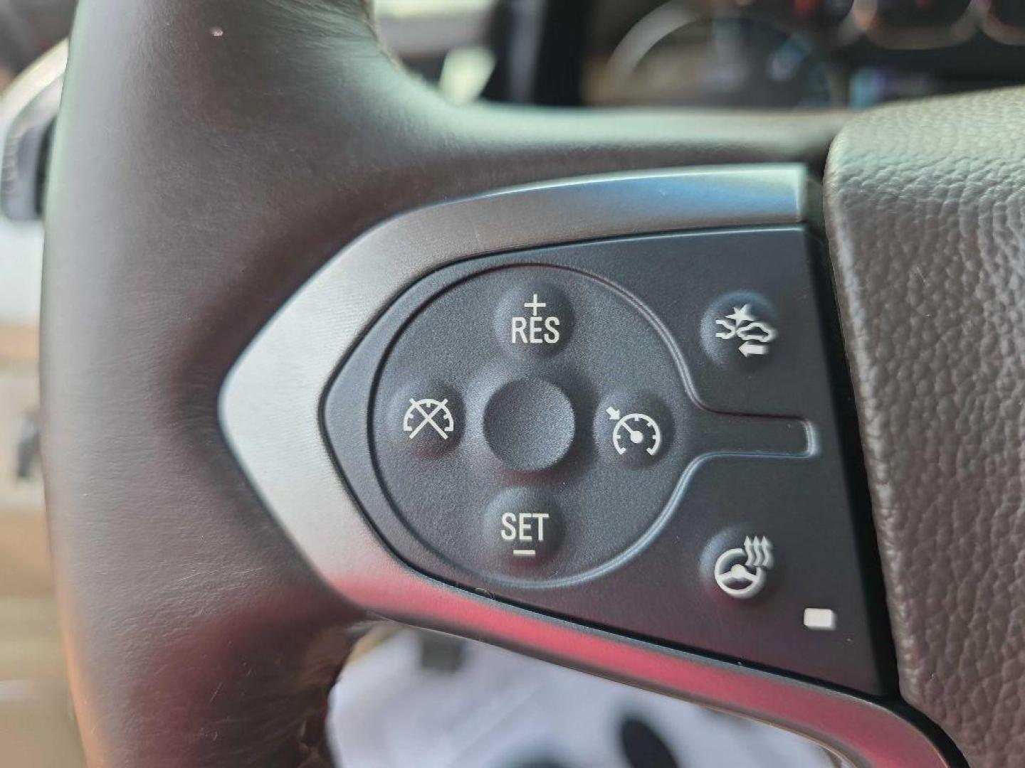2016 MAROON CHEVROLET SUBURBAN 1500 LTZ (1GNSKJKC2GR) with an 5.3L engine, Automatic transmission, located at 495 Old Highway 20 West, South Sioux City, NE, 68776, (402) 494-2677, 42.458408, -96.443512 - Photo#21