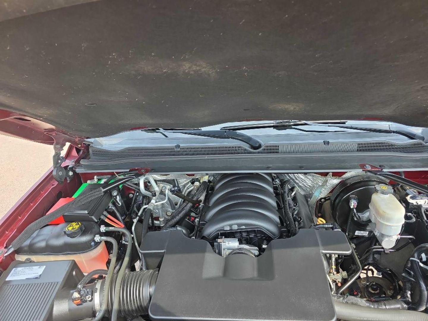 2016 MAROON CHEVROLET SUBURBAN 1500 LTZ (1GNSKJKC2GR) with an 5.3L engine, Automatic transmission, located at 495 Old Highway 20 West, South Sioux City, NE, 68776, (402) 494-2677, 42.458408, -96.443512 - Photo#26