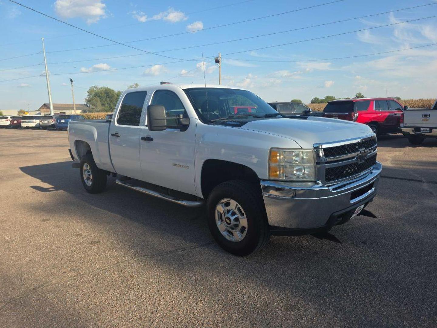 2011 WHITE CHEVROLET SILVERADO 2500 HEAVY DUTY (1GC1KVC81BF) with an 6.6L engine, Automatic transmission, located at 495 Old Highway 20 West, South Sioux City, NE, 68776, (402) 494-2677, 42.458408, -96.443512 - Photo#5