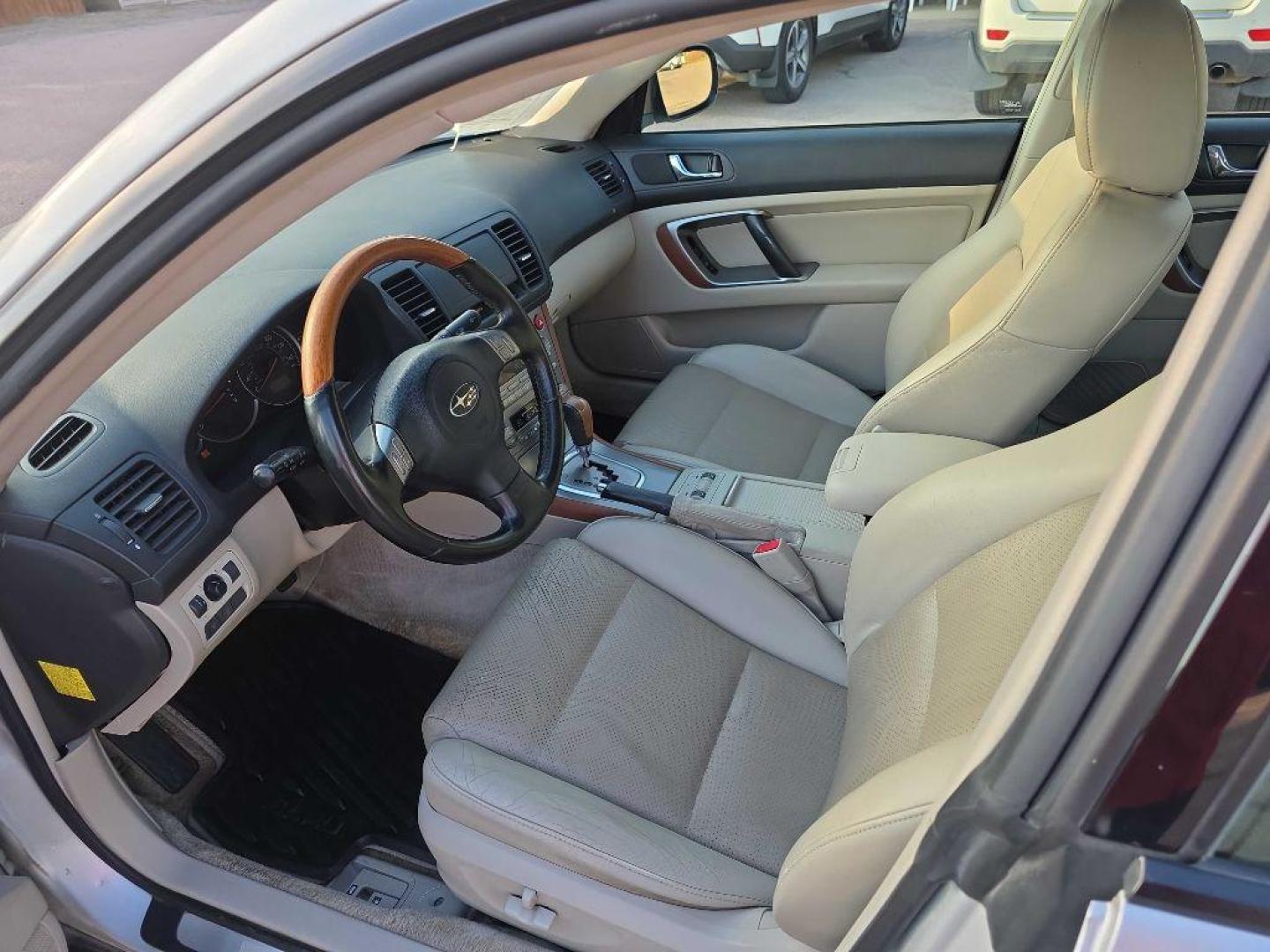 2006 SILVER SUBARU LEGACY OUTBACK 3.0R LL (4S4BL86C064) with an 3.0L engine, Automatic transmission, located at 495 Old Highway 20 West, South Sioux City, NE, 68776, (402) 494-2677, 42.458408, -96.443512 - Photo#8