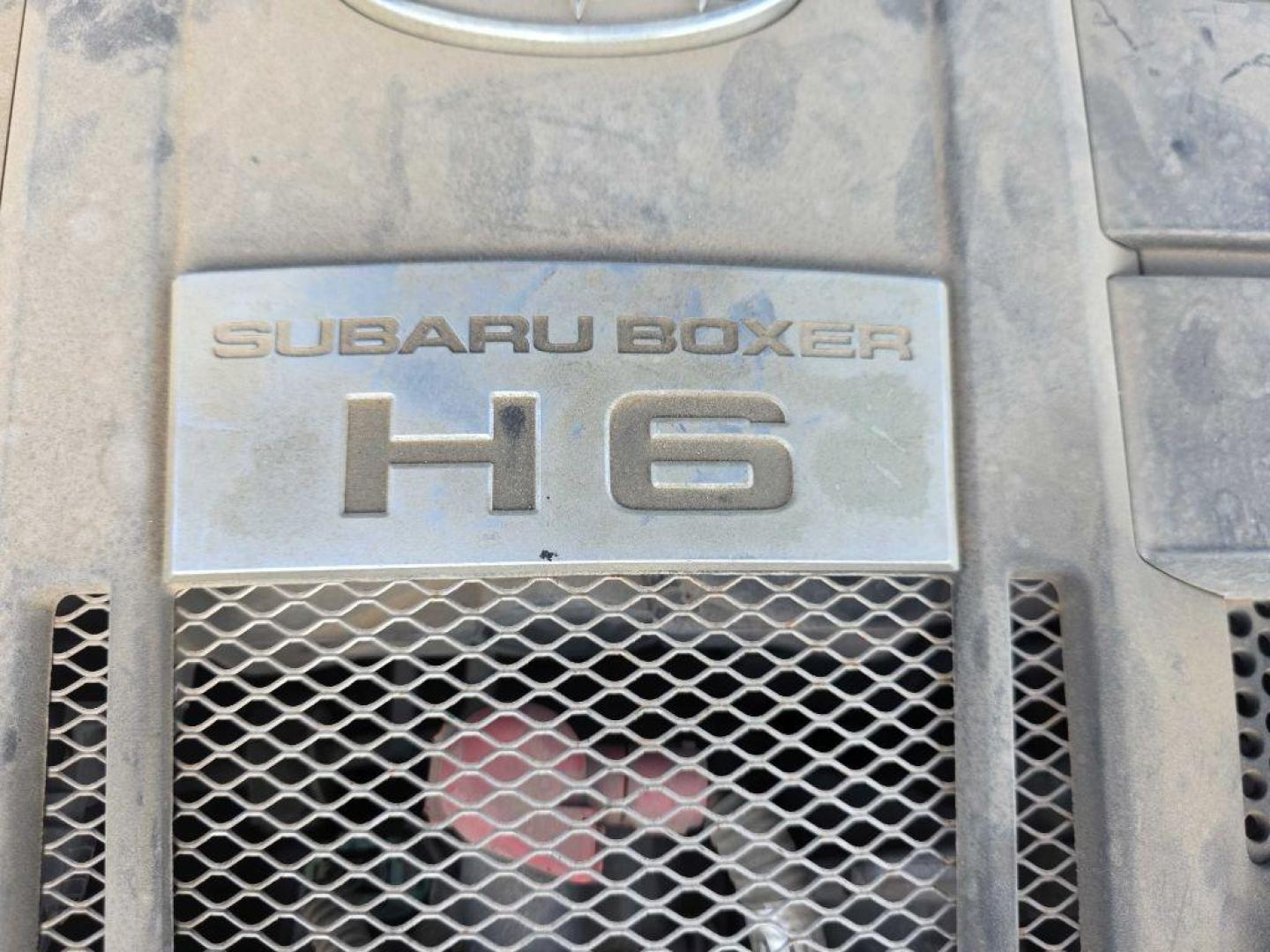 2006 SILVER SUBARU LEGACY OUTBACK 3.0R LL (4S4BL86C064) with an 3.0L engine, Automatic transmission, located at 495 Old Highway 20 West, South Sioux City, NE, 68776, (402) 494-2677, 42.458408, -96.443512 - Photo#12