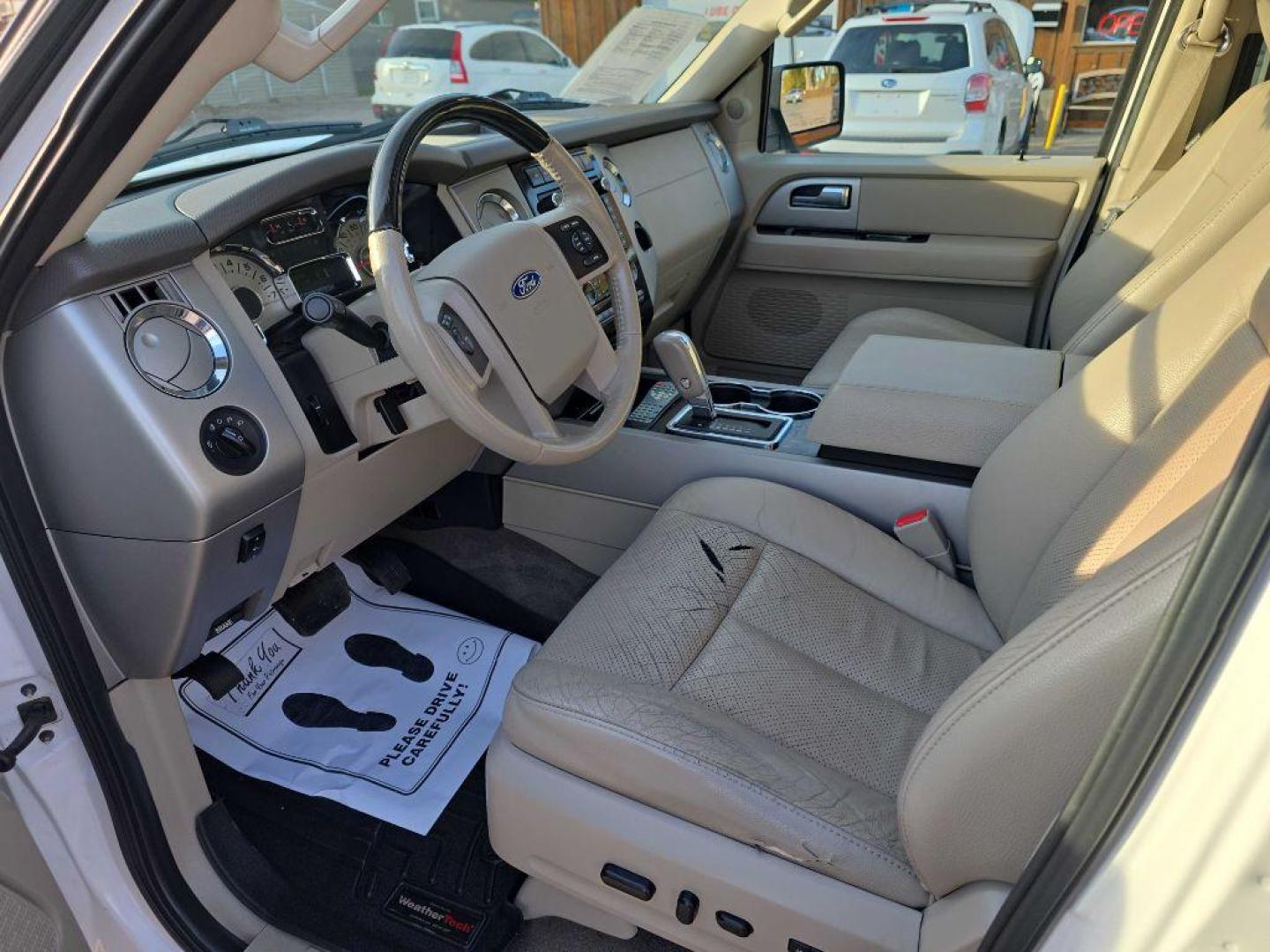 2011 WHITE FORD EXPEDITION EL LIMITED (1FMJK2A51BE) with an 5.4L engine, Automatic transmission, located at 495 Old Highway 20 West, South Sioux City, NE, 68776, (402) 494-2677, 42.458408, -96.443512 - Photo#14