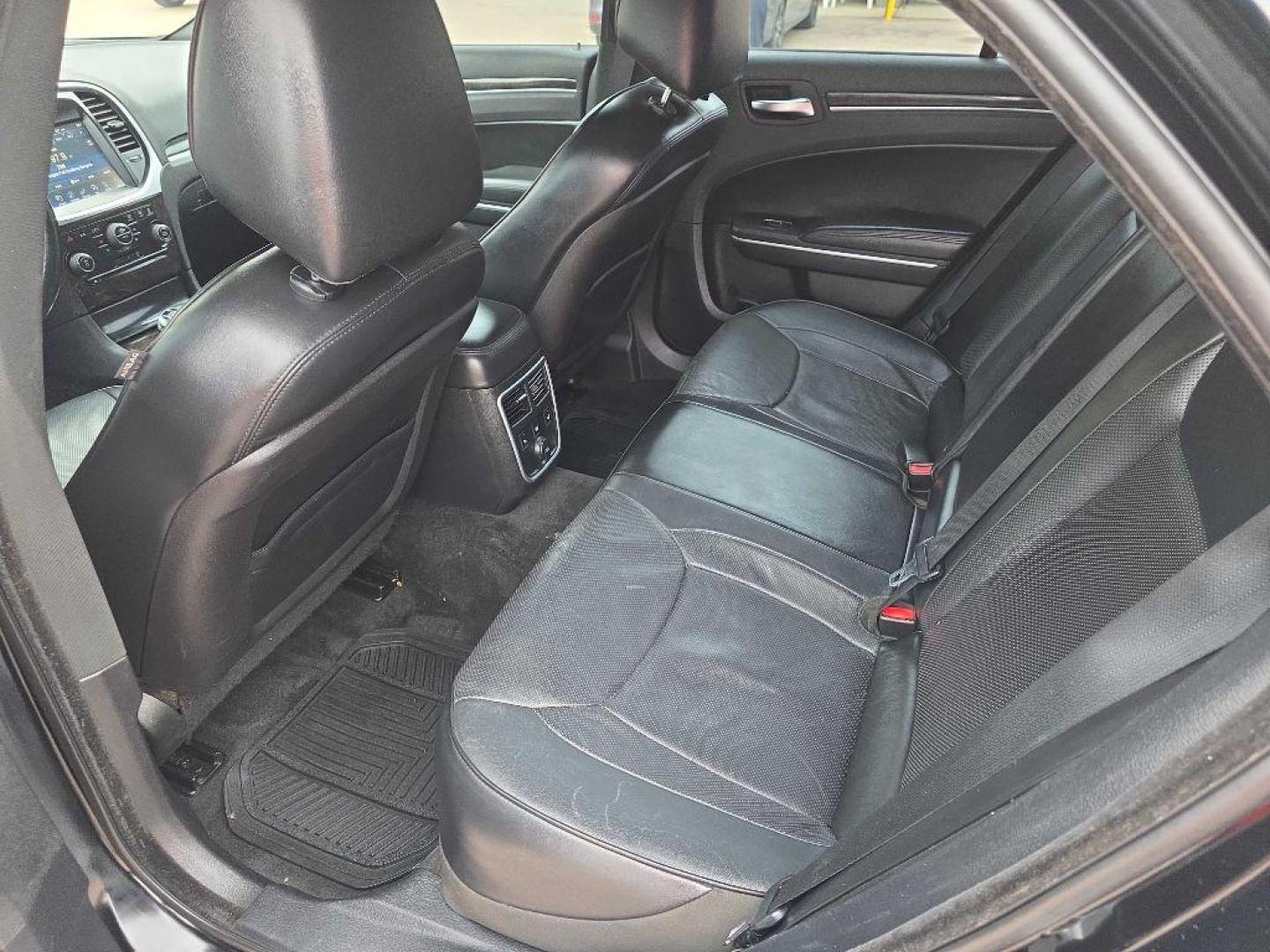 2014 BLACK CHRYSLER 300C (2C3CCAKGXEH) with an 3.6L engine, Automatic transmission, located at 495 Old Highway 20 West, South Sioux City, NE, 68776, (402) 494-2677, 42.458408, -96.443512 - Photo#6