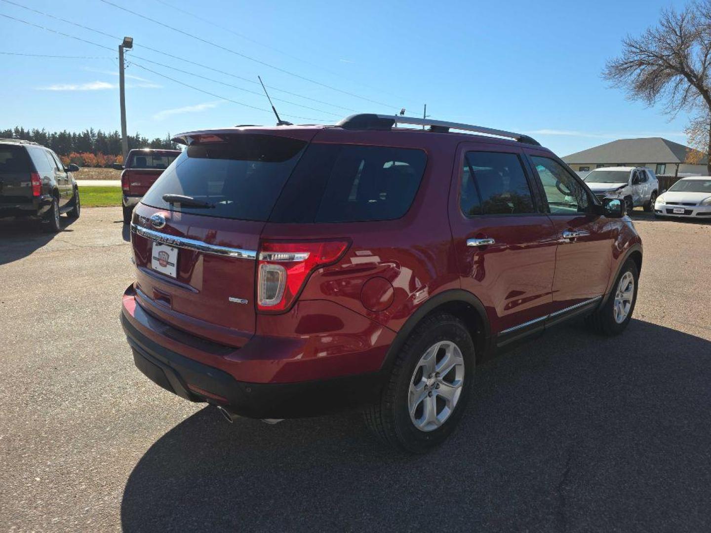 2015 RED FORD EXPLORER LIMITED (1FM5K8F82FG) with an 3.5L engine, Automatic transmission, located at 495 Old Highway 20 West, South Sioux City, NE, 68776, (402) 494-2677, 42.458408, -96.443512 - Photo#3